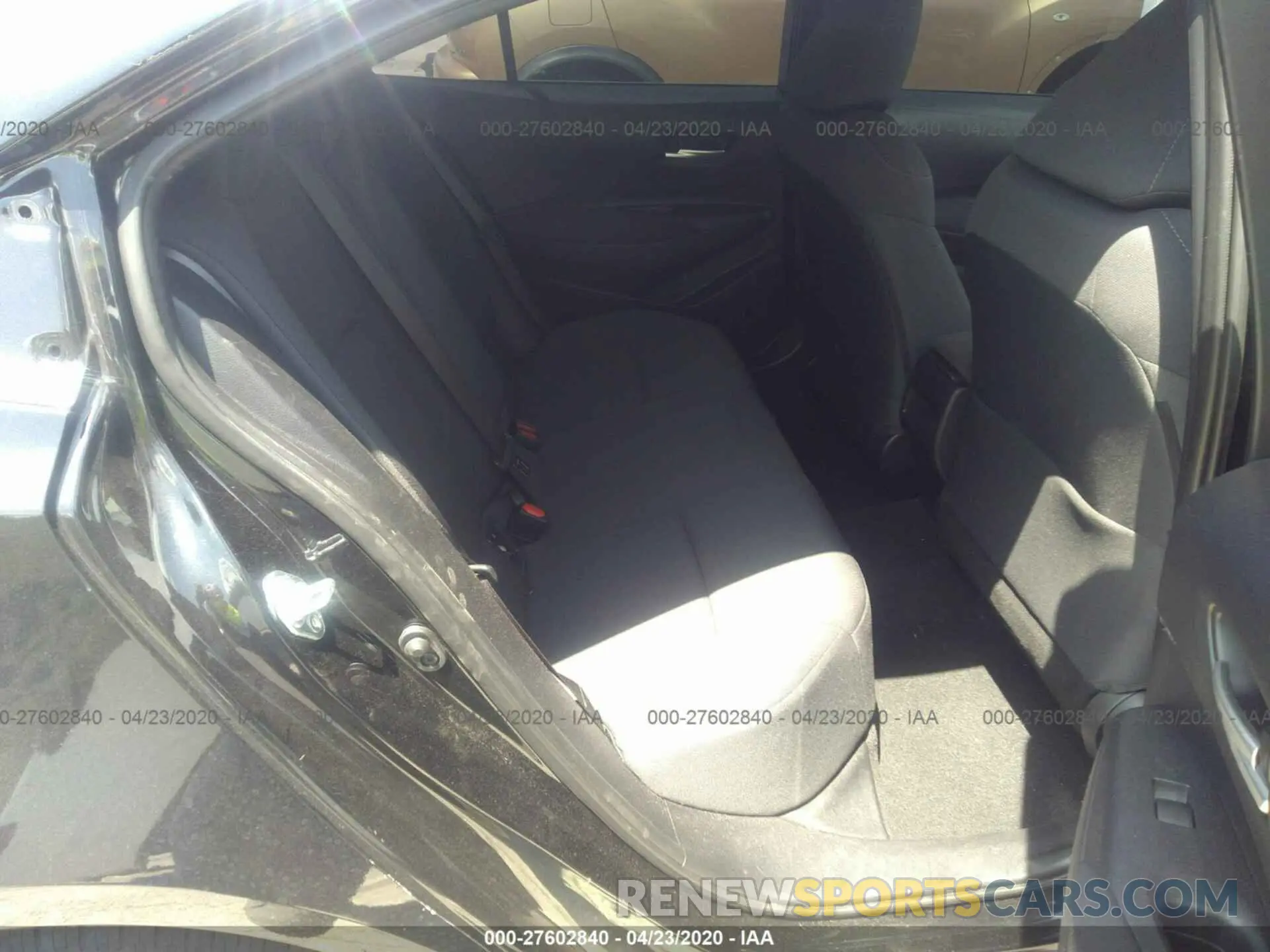 8 Photograph of a damaged car 5YFEPRAE4LP060051 TOYOTA COROLLA 2020