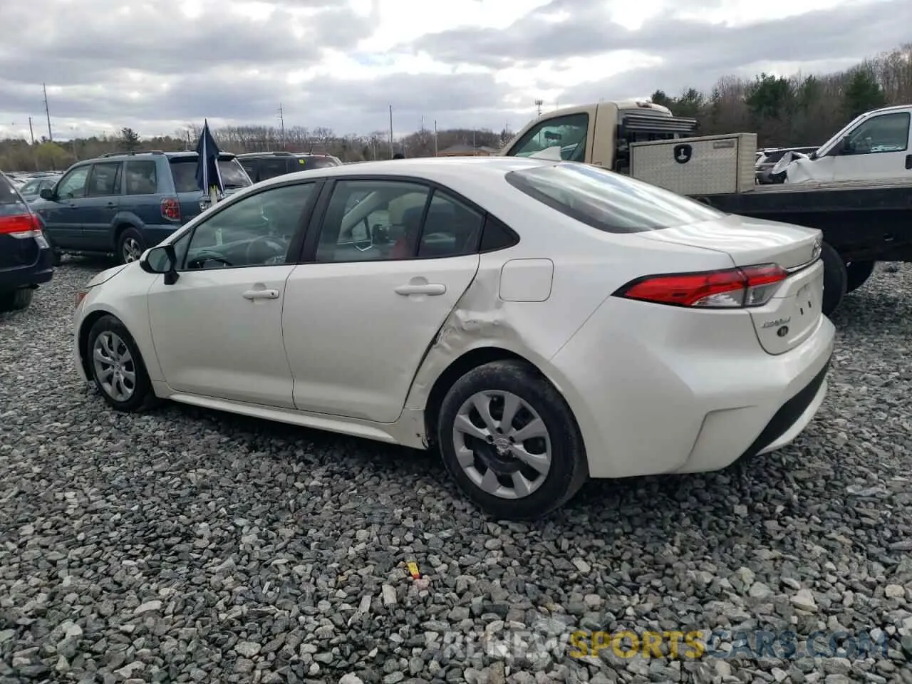 2 Photograph of a damaged car 5YFEPRAE4LP060079 TOYOTA COROLLA 2020
