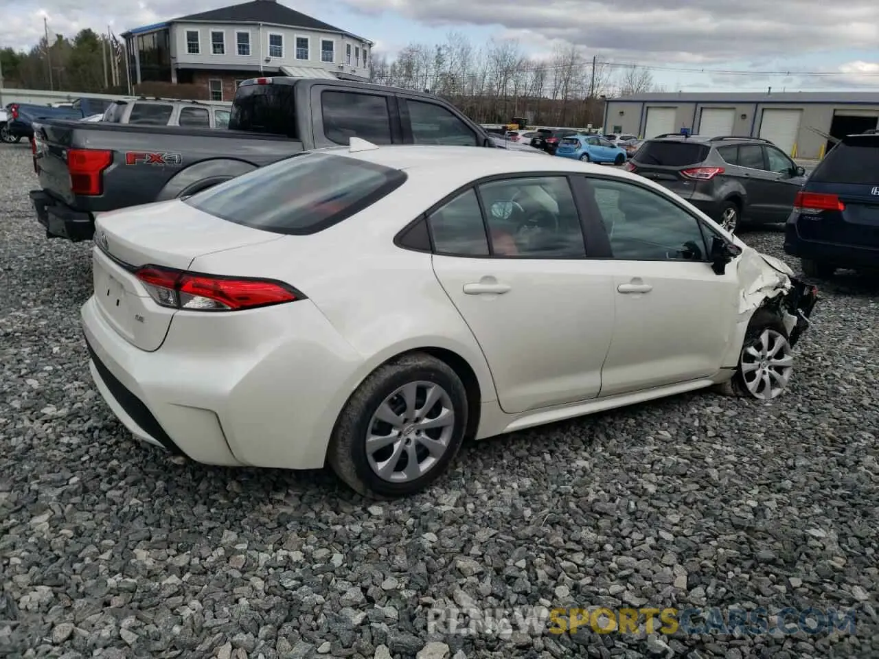 3 Photograph of a damaged car 5YFEPRAE4LP060079 TOYOTA COROLLA 2020