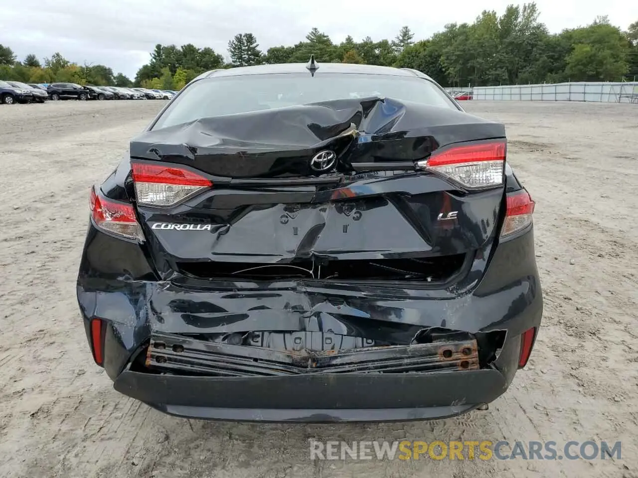 6 Photograph of a damaged car 5YFEPRAE4LP067016 TOYOTA COROLLA 2020