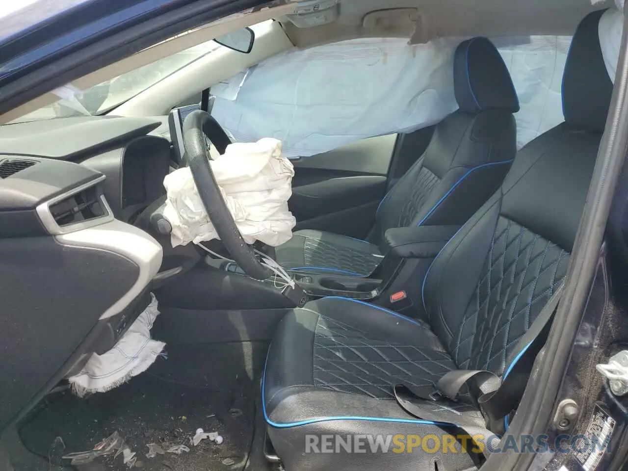 7 Photograph of a damaged car 5YFEPRAE4LP067565 TOYOTA COROLLA 2020