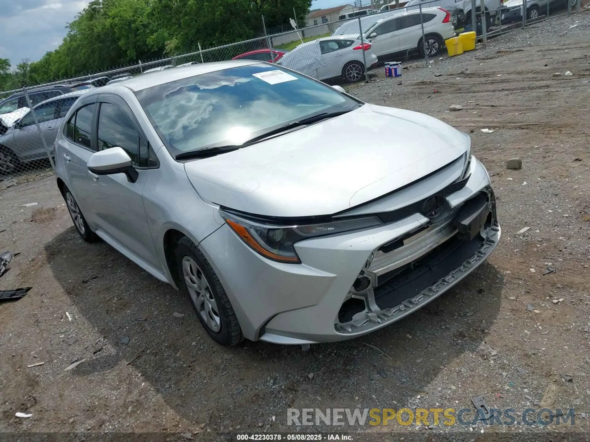 1 Photograph of a damaged car 5YFEPRAE4LP072992 TOYOTA COROLLA 2020