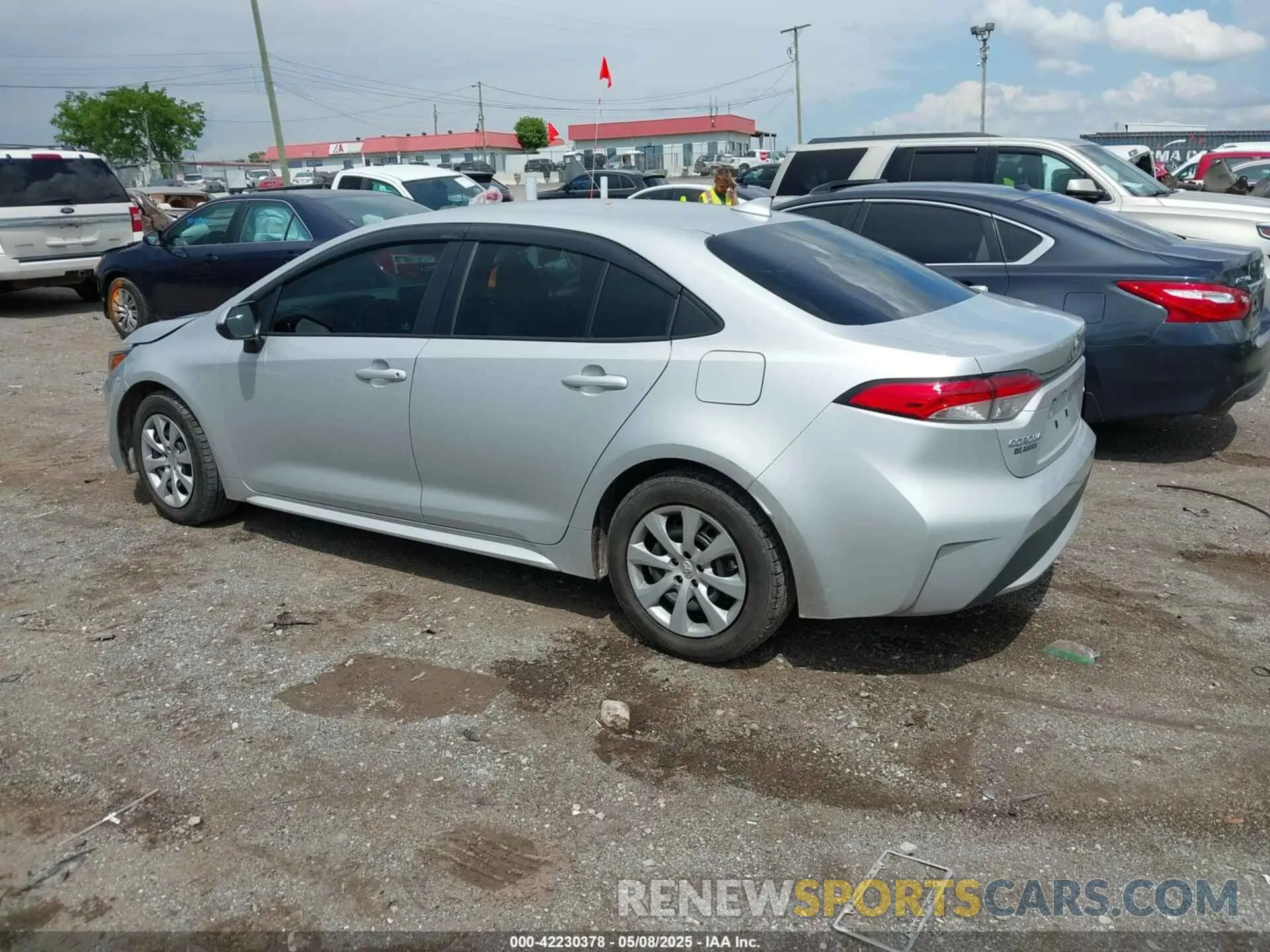 15 Photograph of a damaged car 5YFEPRAE4LP072992 TOYOTA COROLLA 2020