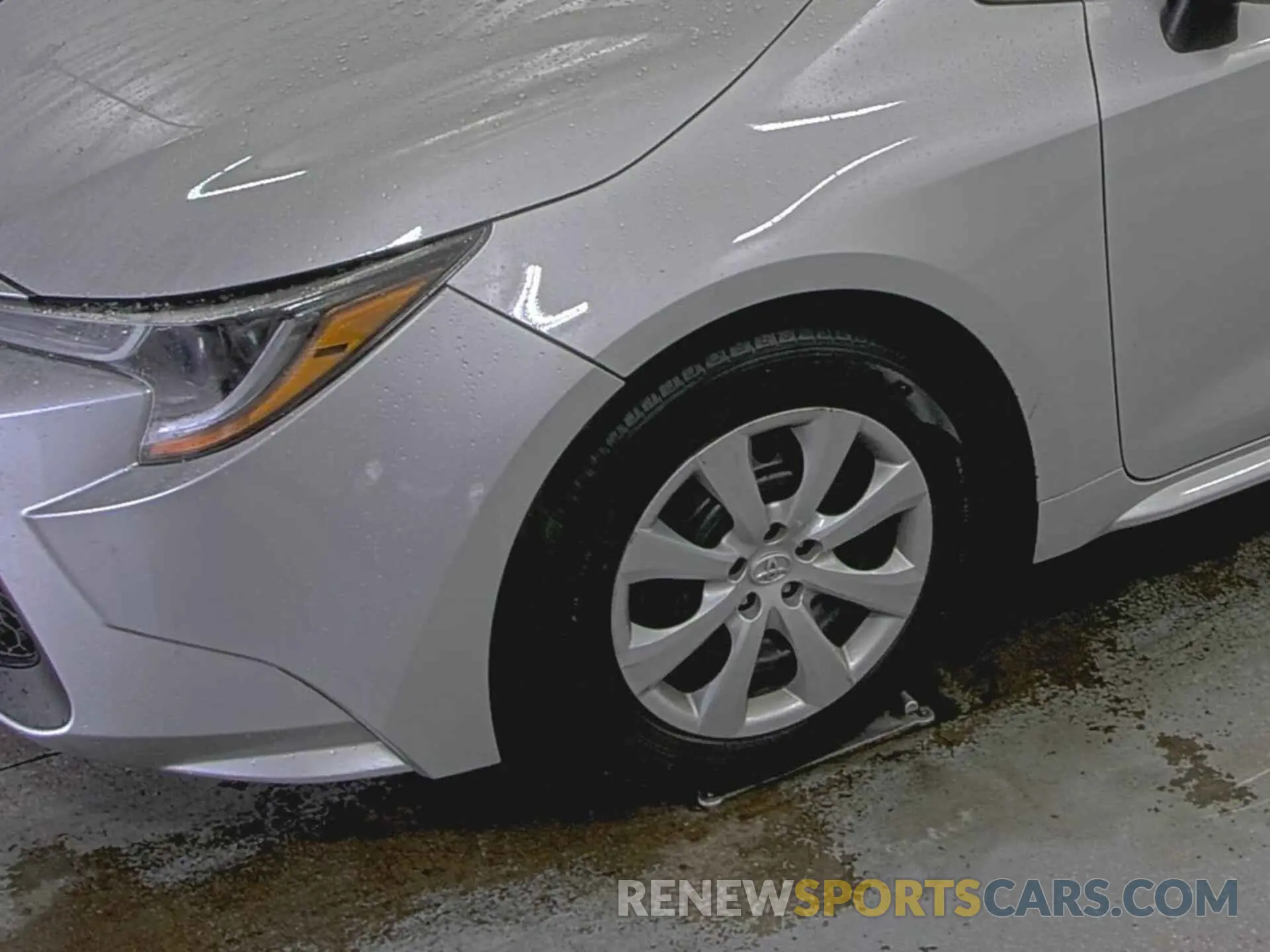 38 Photograph of a damaged car 5YFEPRAE4LP073804 TOYOTA COROLLA 2020