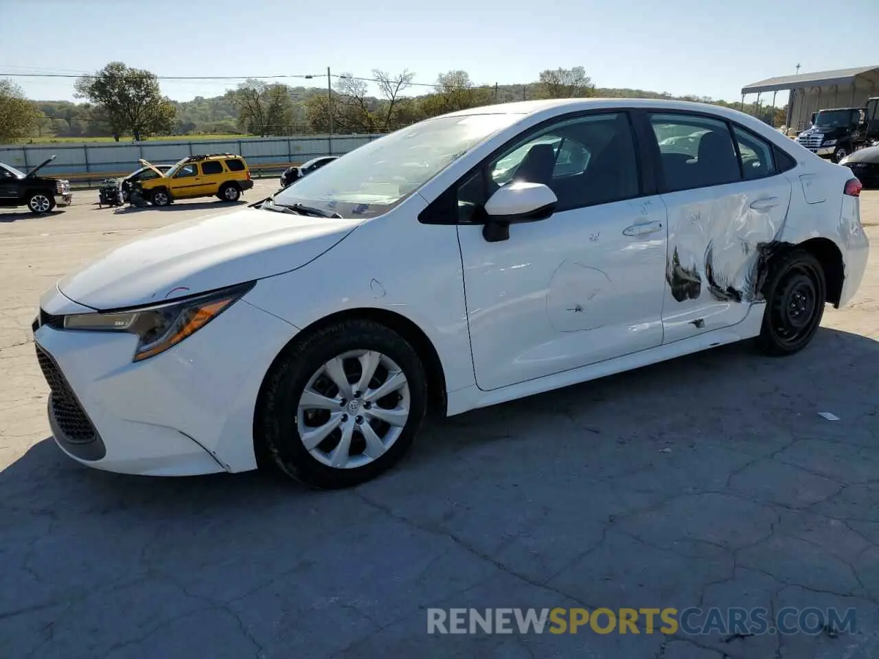1 Photograph of a damaged car 5YFEPRAE4LP074998 TOYOTA COROLLA 2020