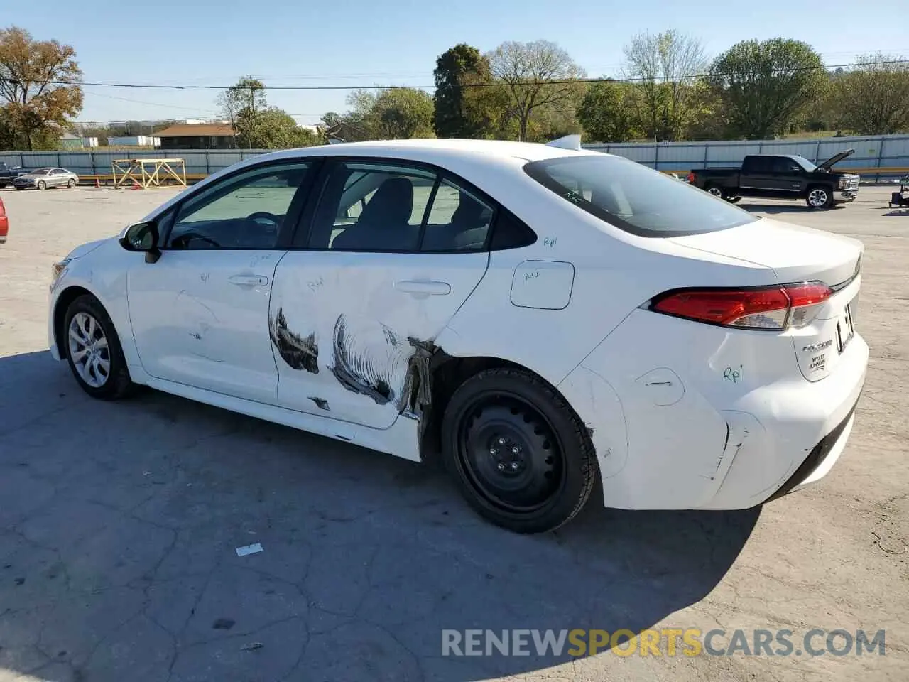2 Photograph of a damaged car 5YFEPRAE4LP074998 TOYOTA COROLLA 2020