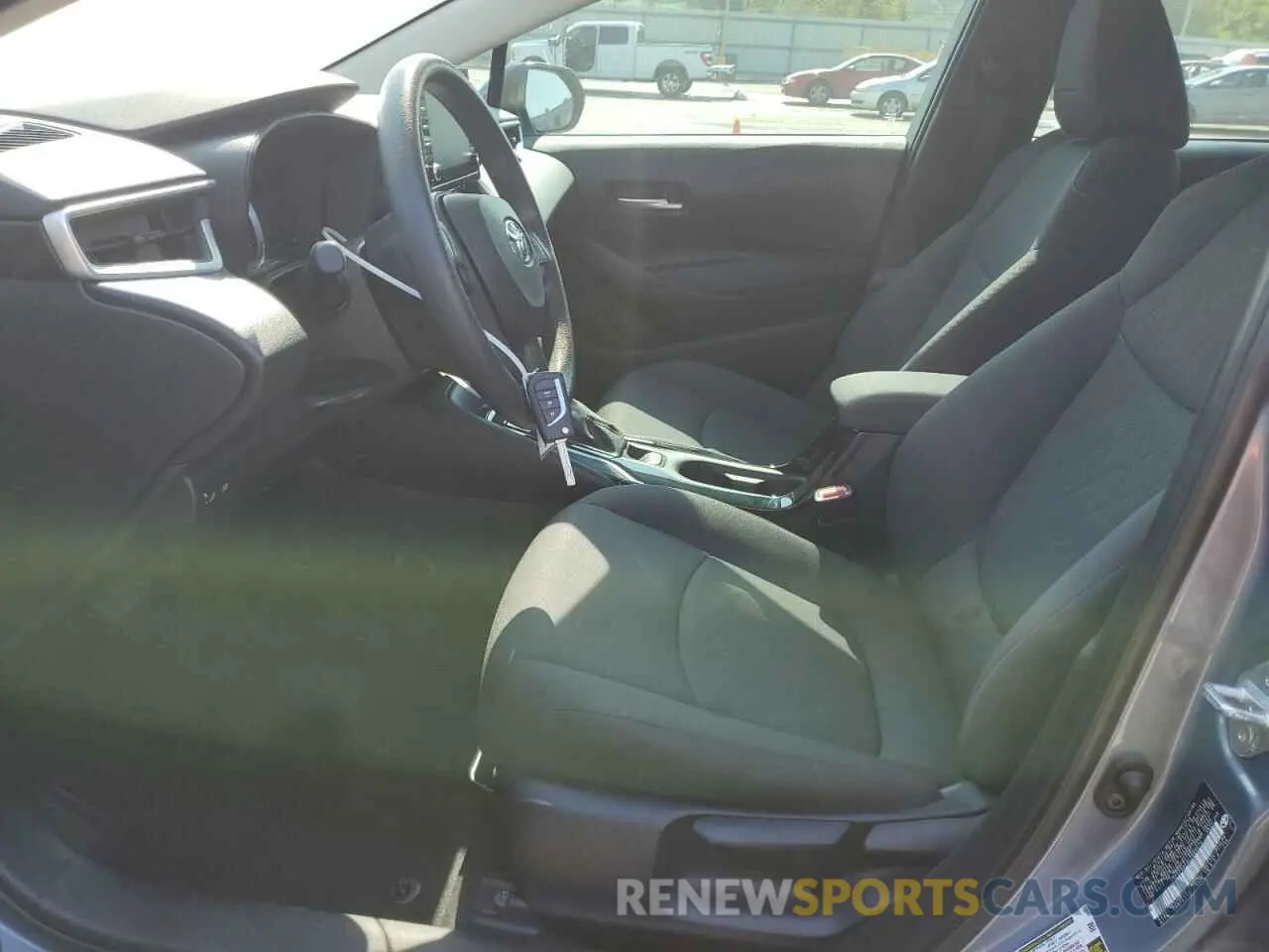 7 Photograph of a damaged car 5YFEPRAE4LP088674 TOYOTA COROLLA 2020