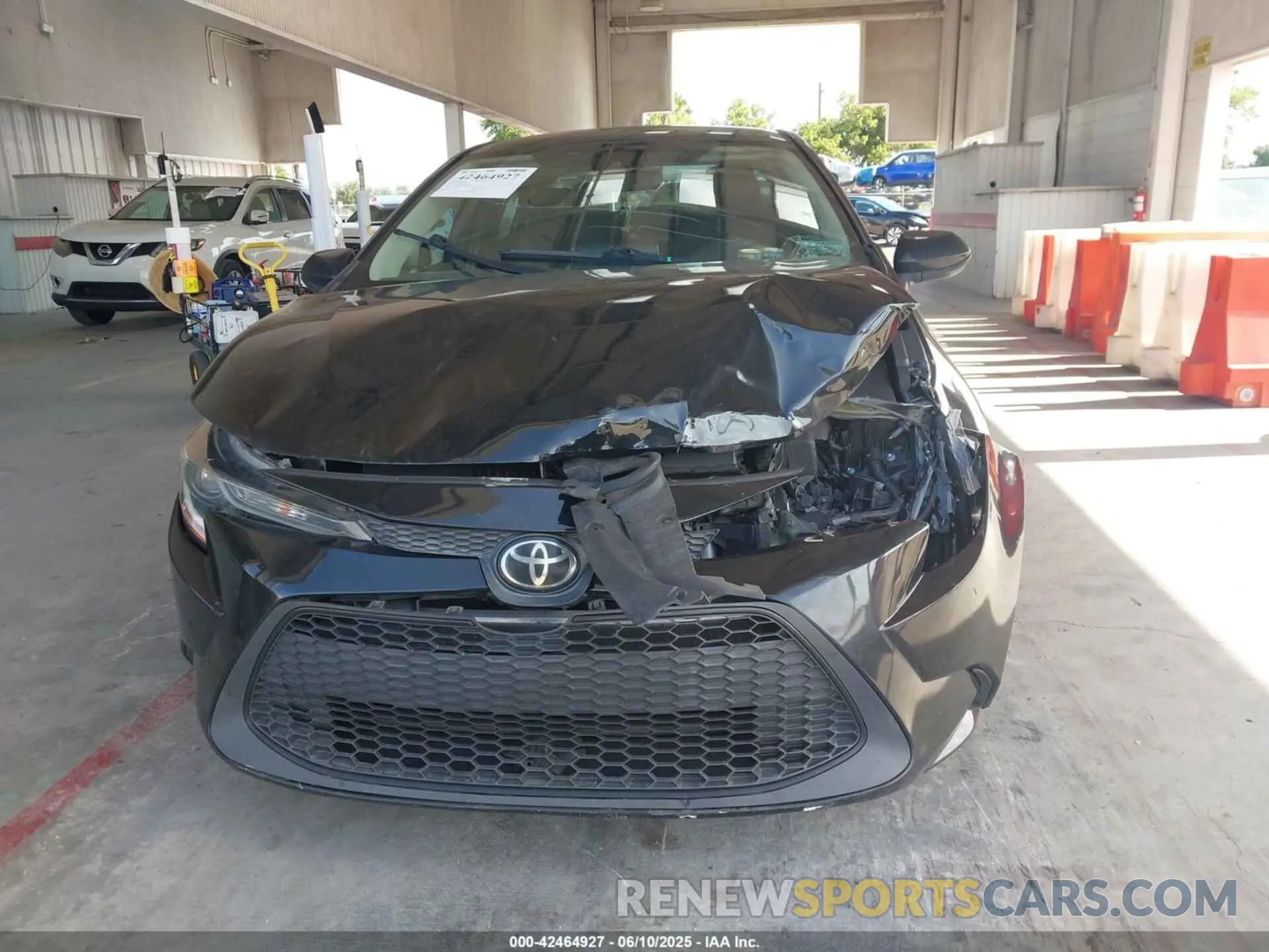 13 Photograph of a damaged car 5YFEPRAE4LP089131 TOYOTA COROLLA 2020