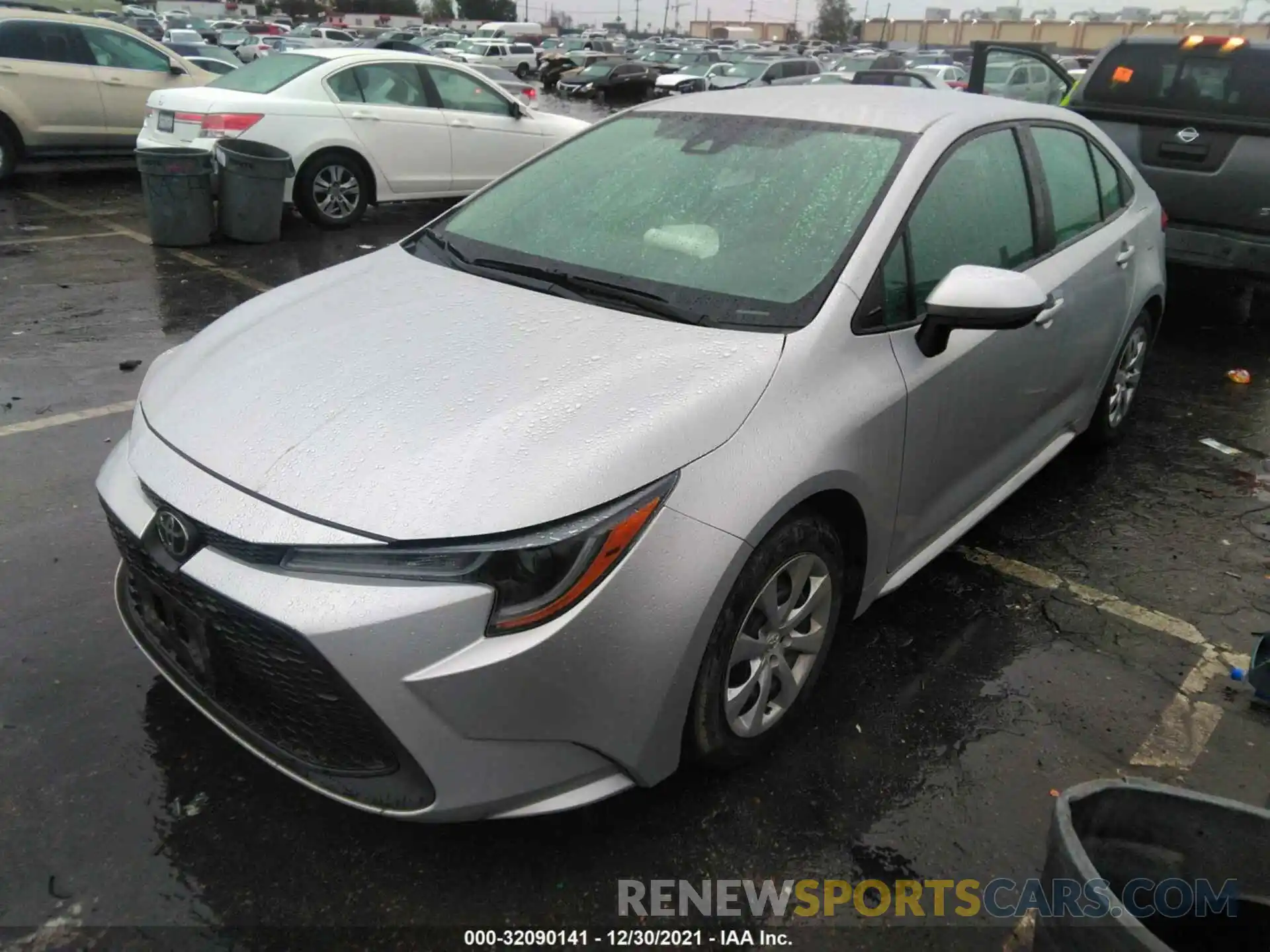 2 Photograph of a damaged car 5YFEPRAE4LP096192 TOYOTA COROLLA 2020