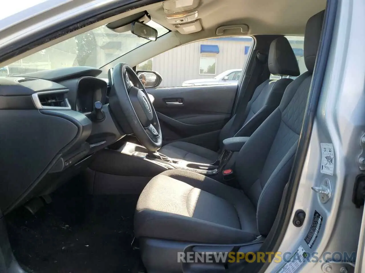 7 Photograph of a damaged car 5YFEPRAE4LP096838 TOYOTA COROLLA 2020