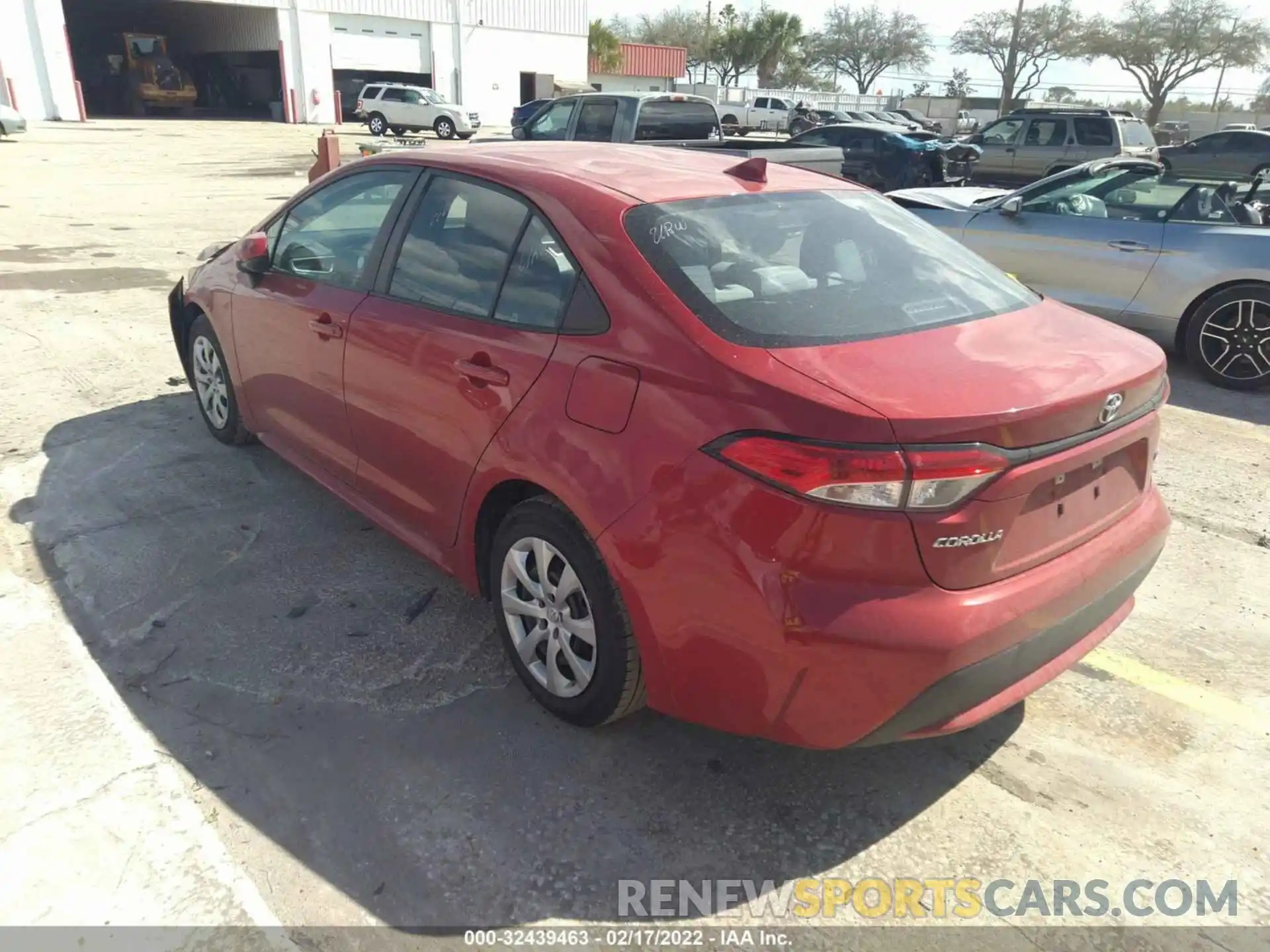 3 Photograph of a damaged car 5YFEPRAE4LP103402 TOYOTA COROLLA 2020