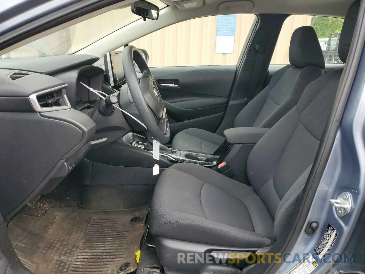 7 Photograph of a damaged car 5YFEPRAE4LP105232 TOYOTA COROLLA 2020