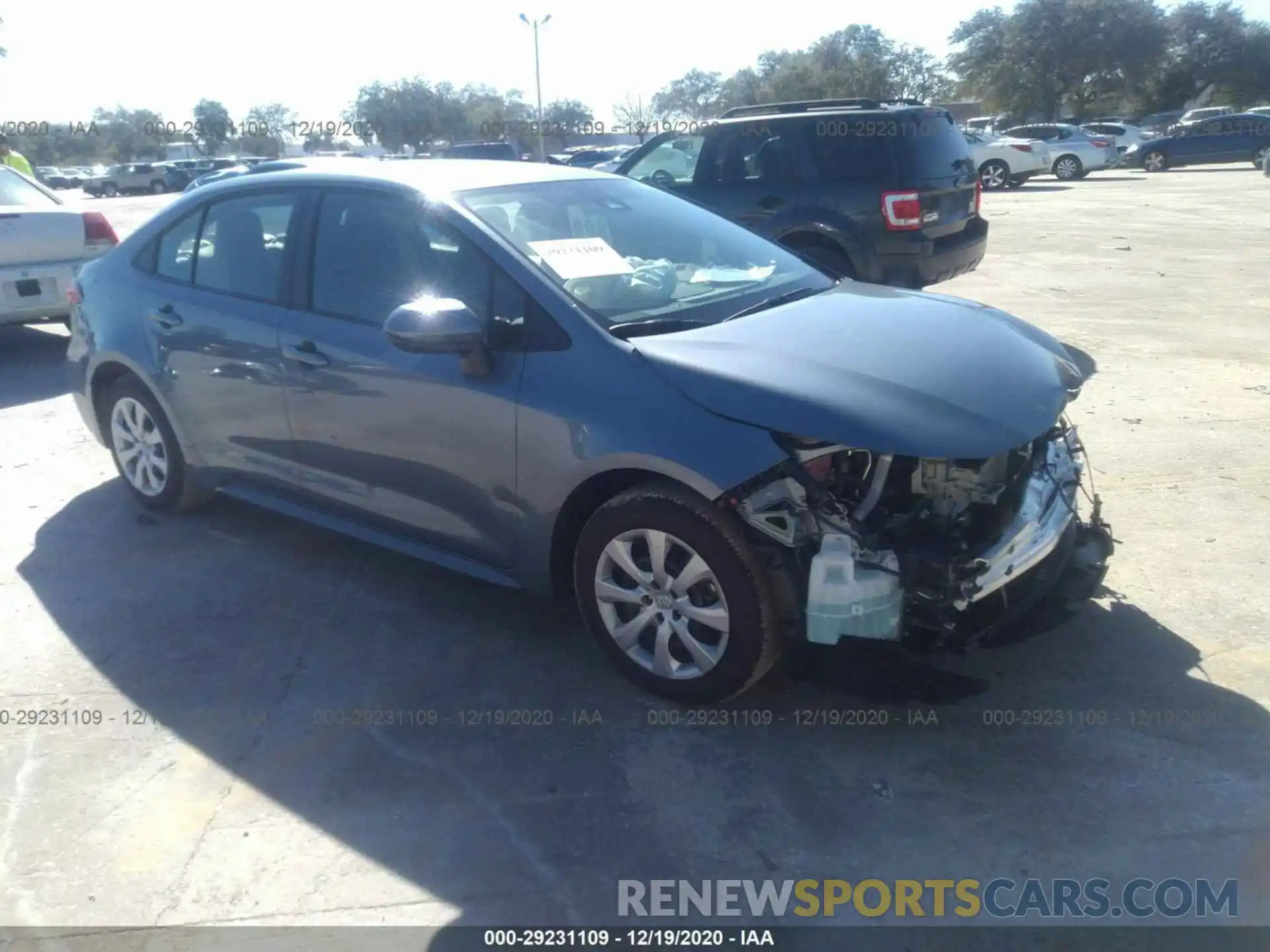 1 Photograph of a damaged car 5YFEPRAE4LP105618 TOYOTA COROLLA 2020