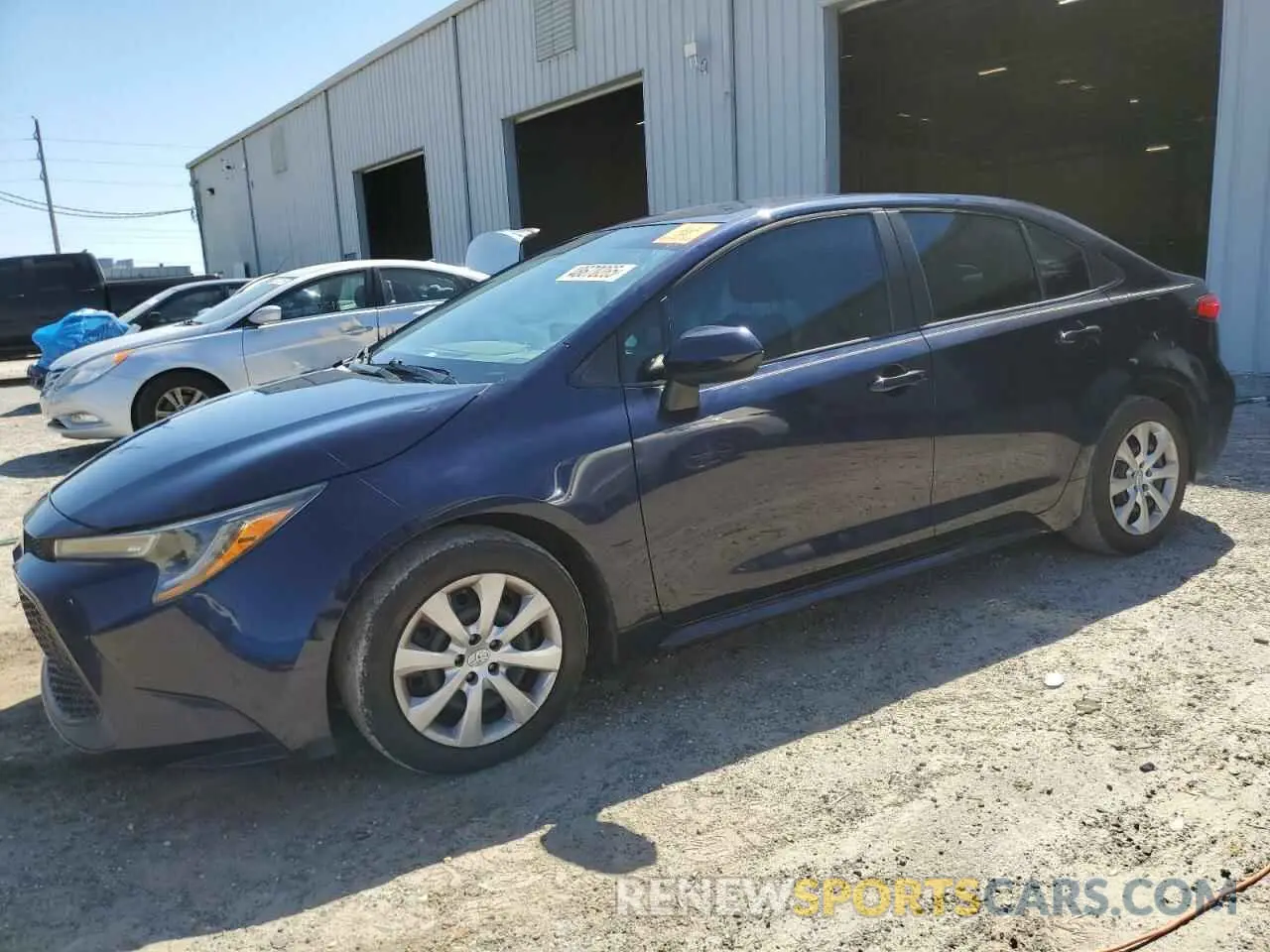 1 Photograph of a damaged car 5YFEPRAE4LP110639 TOYOTA COROLLA 2020