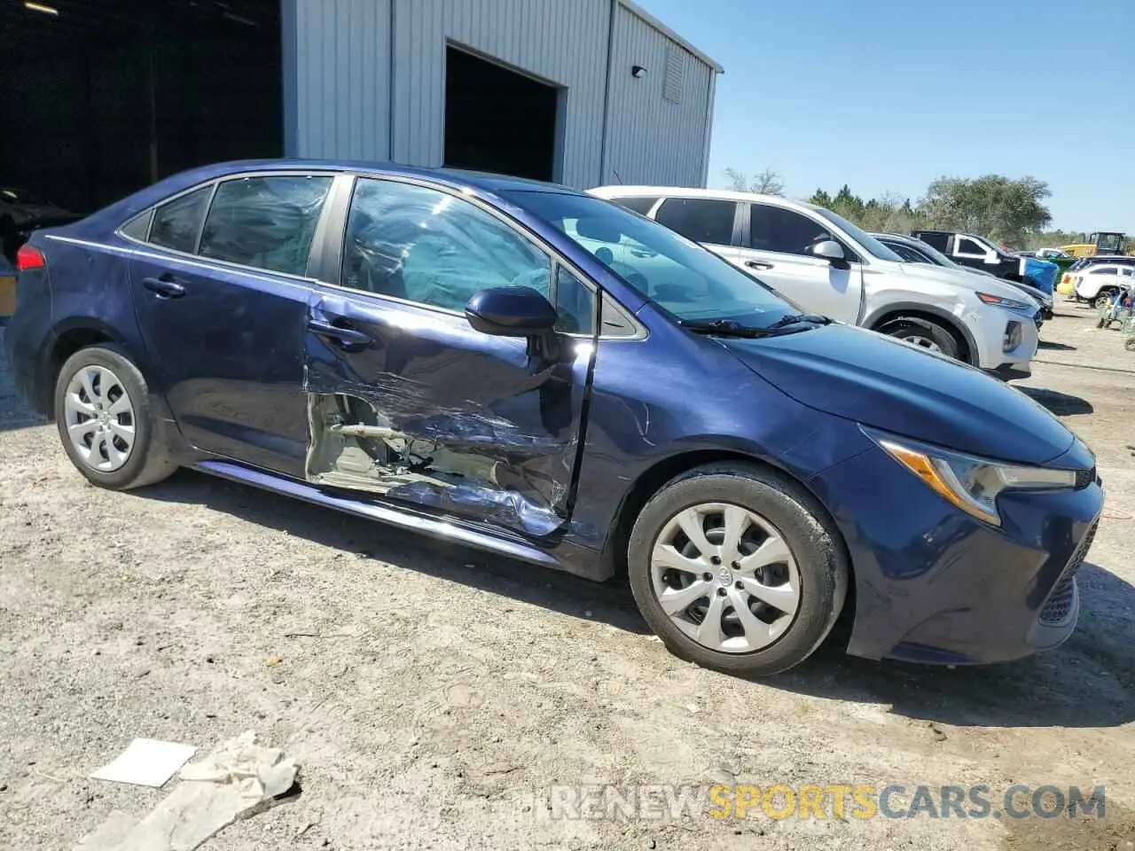 4 Photograph of a damaged car 5YFEPRAE4LP110639 TOYOTA COROLLA 2020