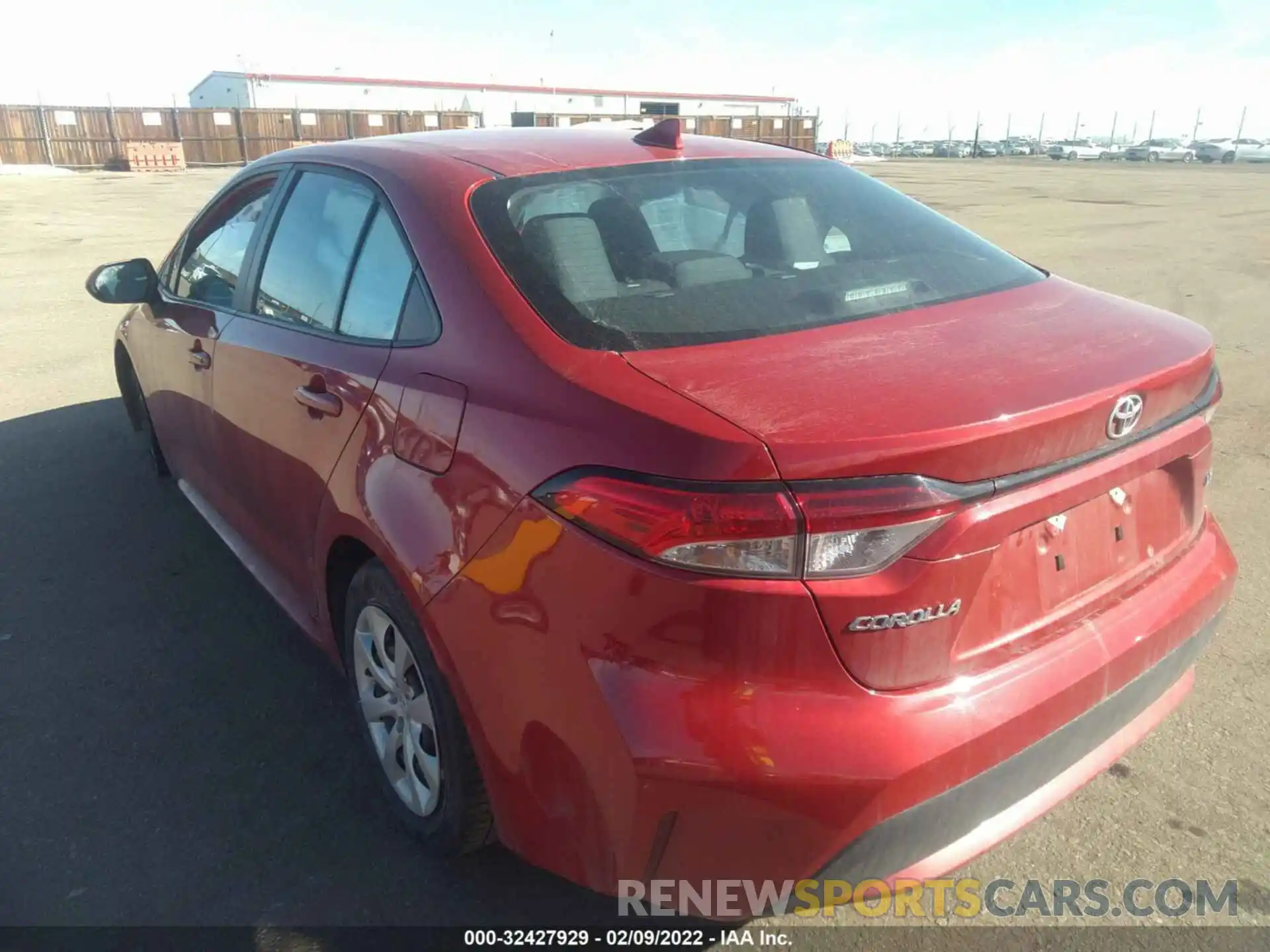 3 Photograph of a damaged car 5YFEPRAE4LP116358 TOYOTA COROLLA 2020