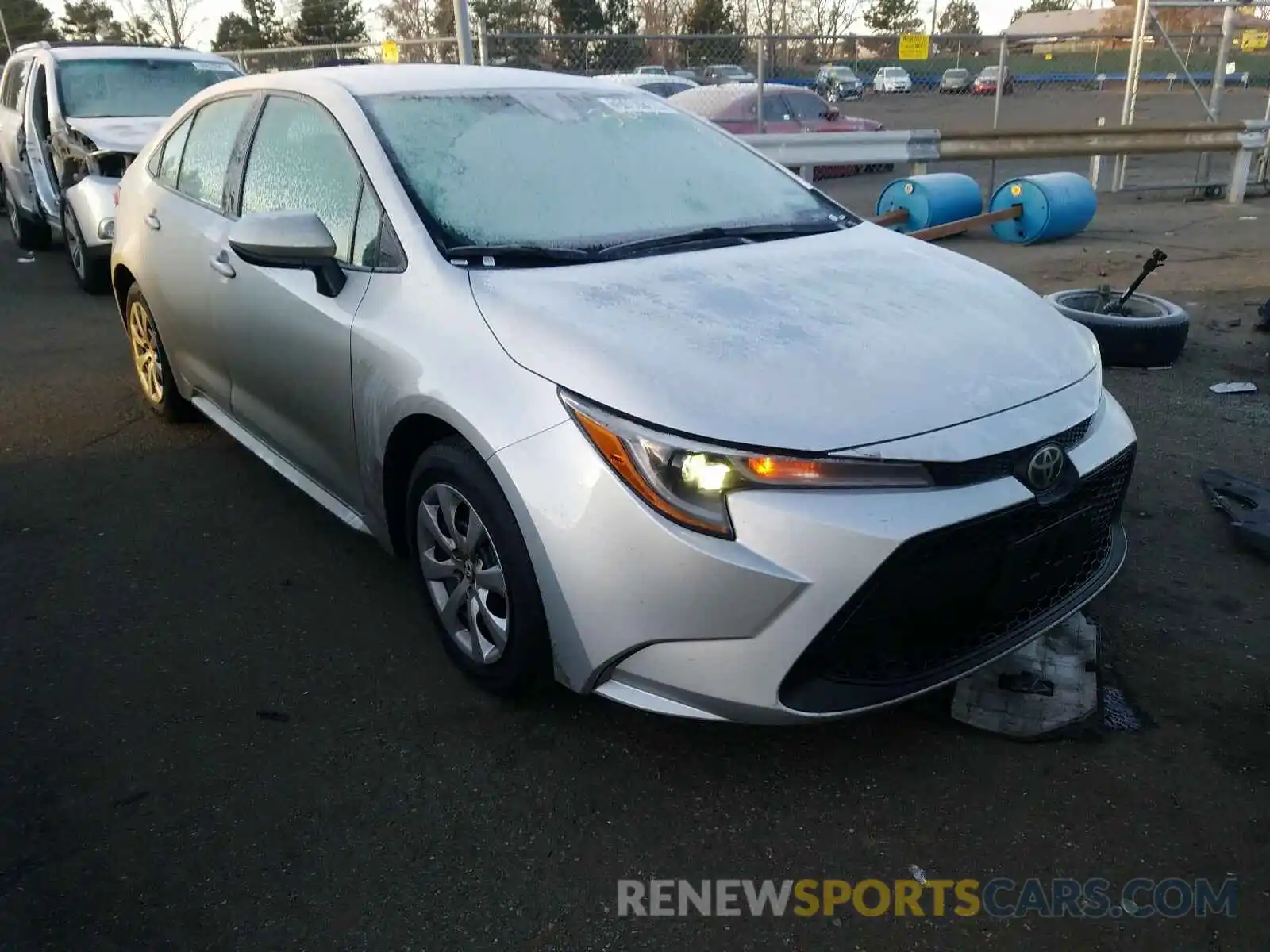 1 Photograph of a damaged car 5YFEPRAE4LP119020 TOYOTA COROLLA 2020