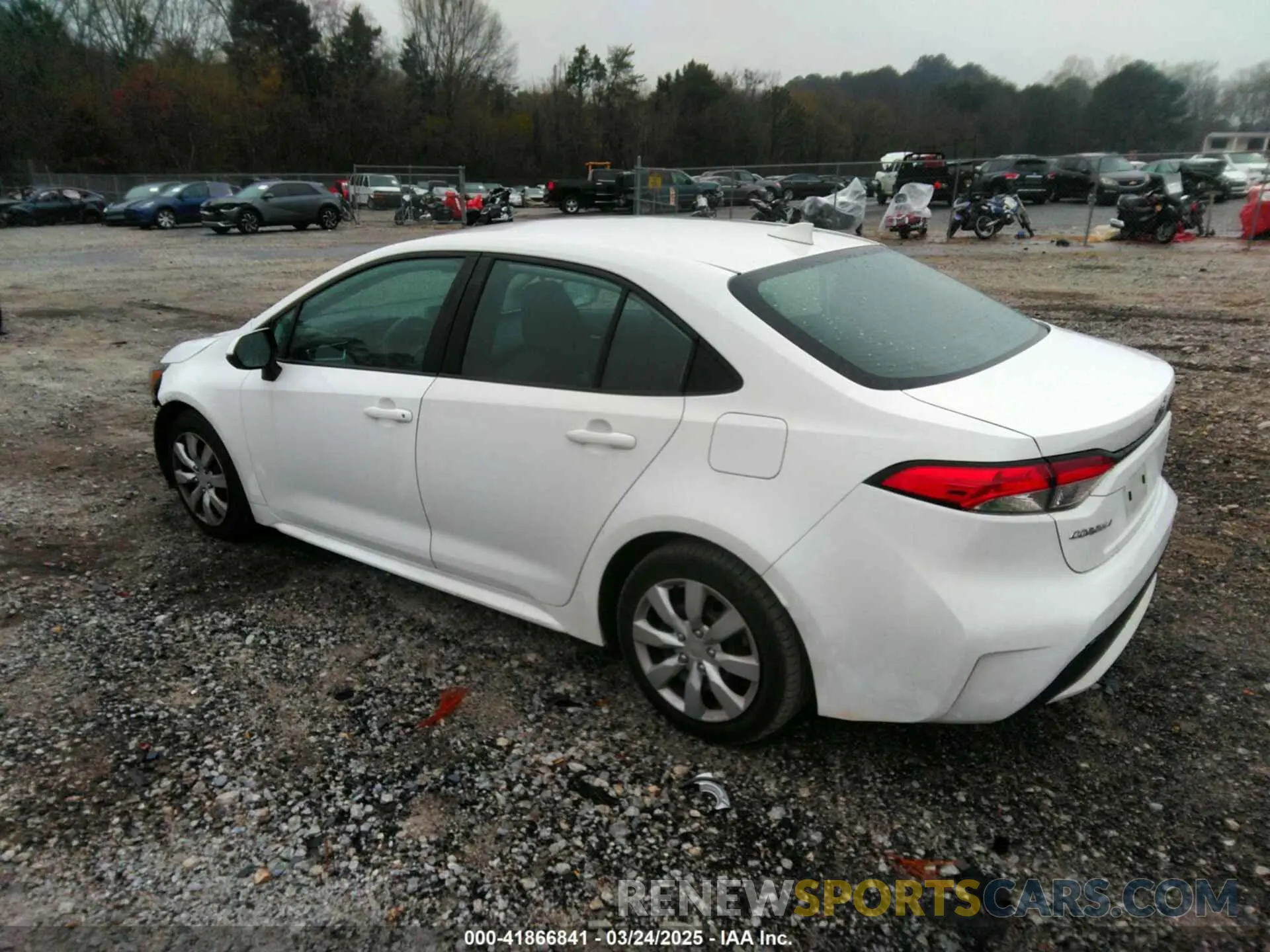 3 Photograph of a damaged car 5YFEPRAE4LP120653 TOYOTA COROLLA 2020