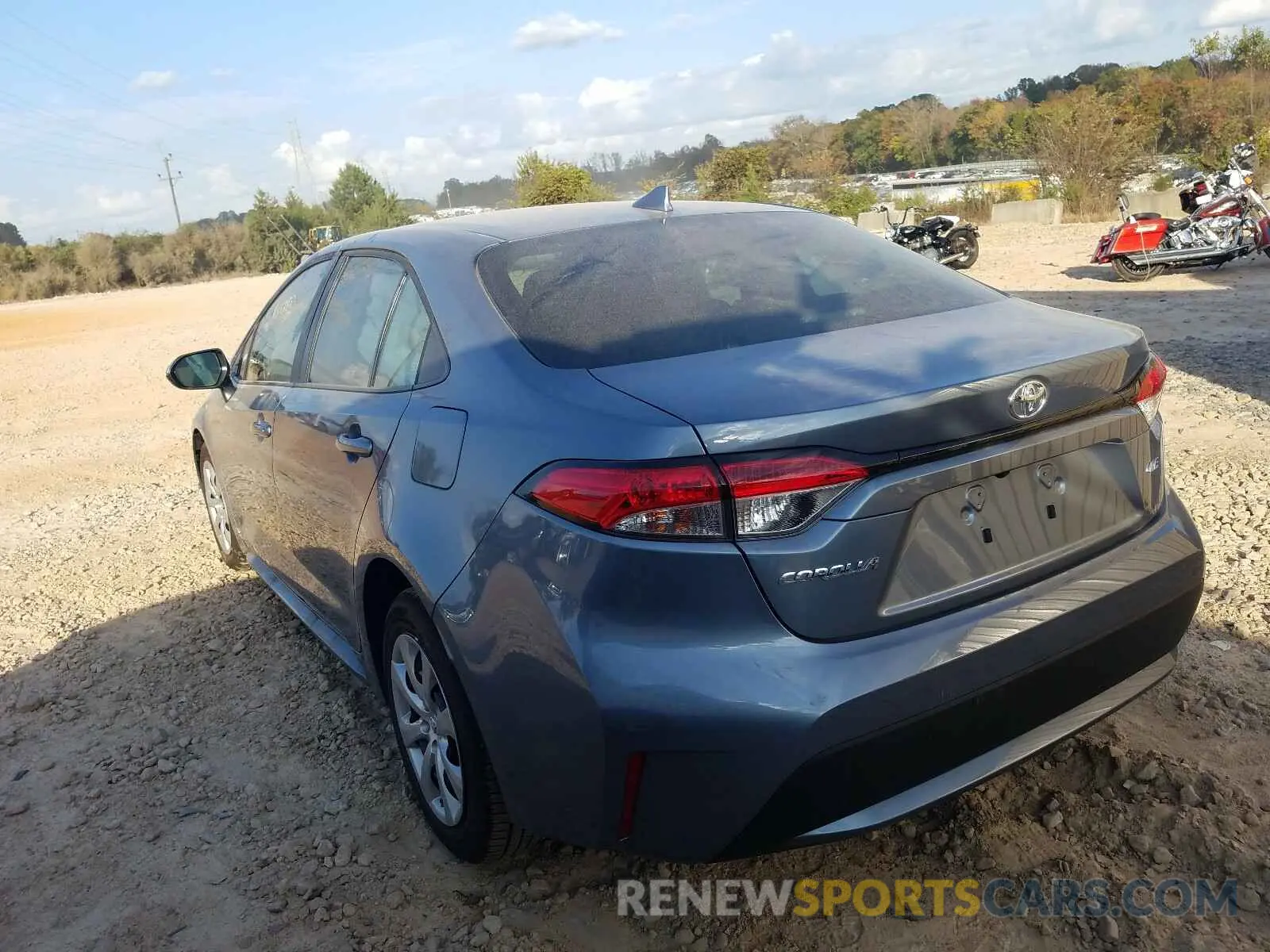 3 Photograph of a damaged car 5YFEPRAE4LP124704 TOYOTA COROLLA 2020