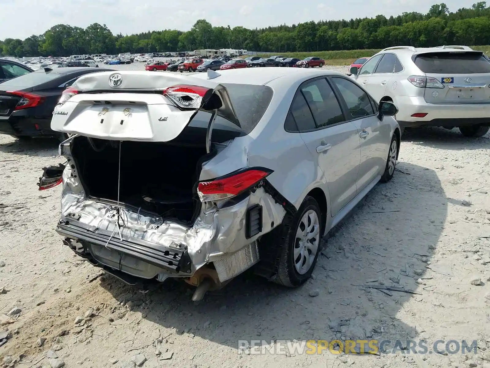 4 Photograph of a damaged car 5YFEPRAE4LP127585 TOYOTA COROLLA 2020