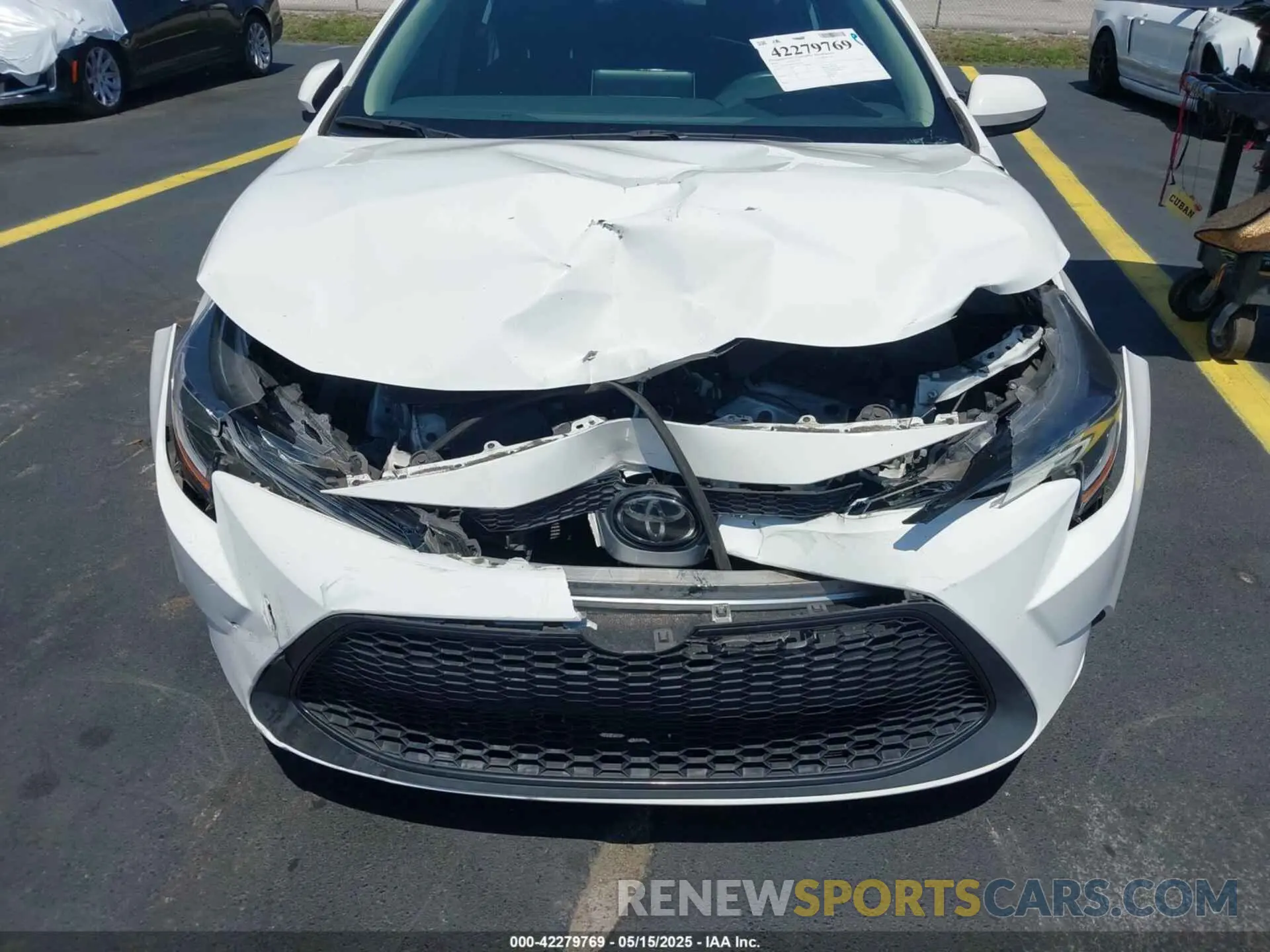 6 Photograph of a damaged car 5YFEPRAE4LP128560 TOYOTA COROLLA 2020