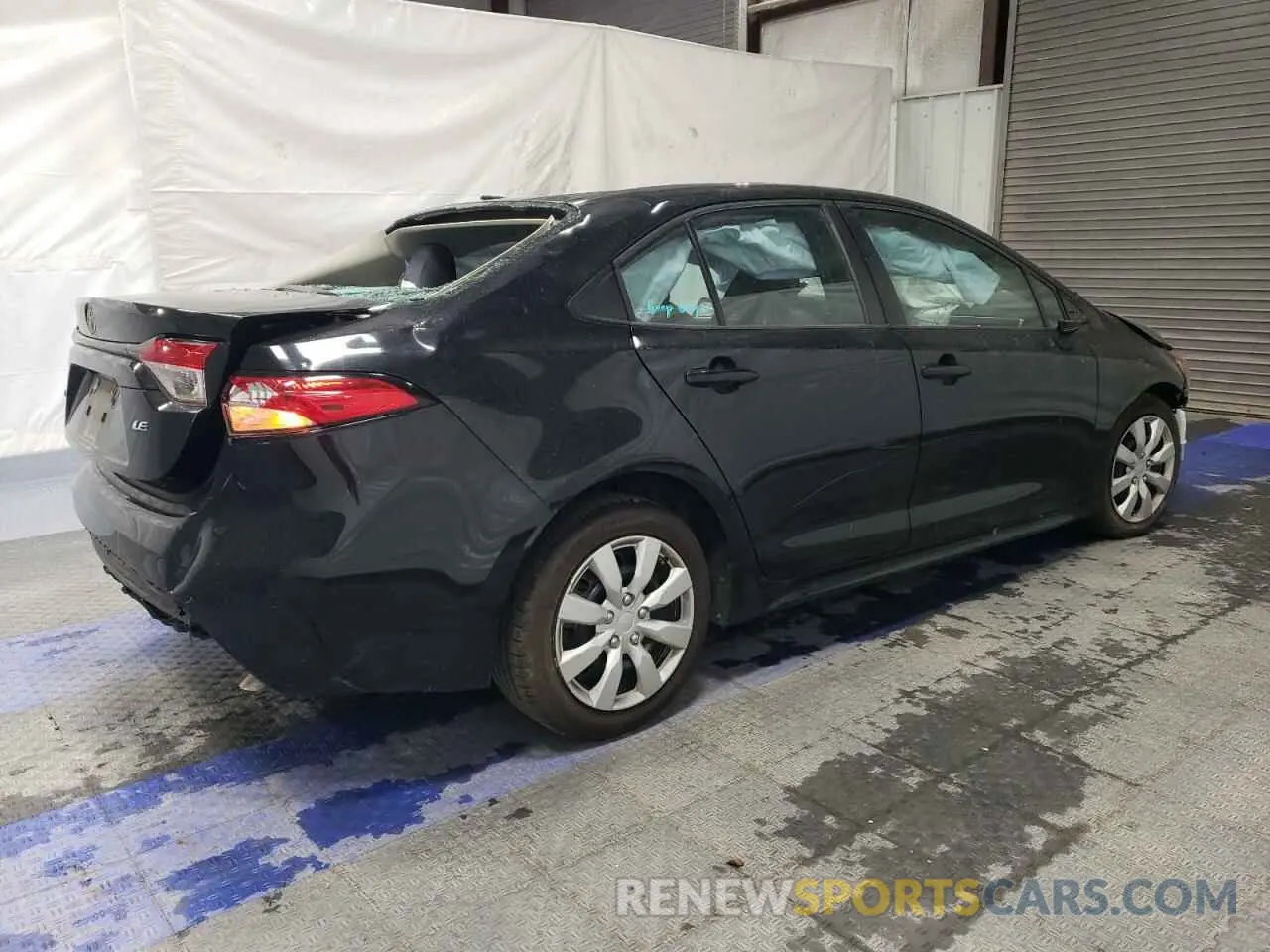 3 Photograph of a damaged car 5YFEPRAE4LP129627 TOYOTA COROLLA 2020