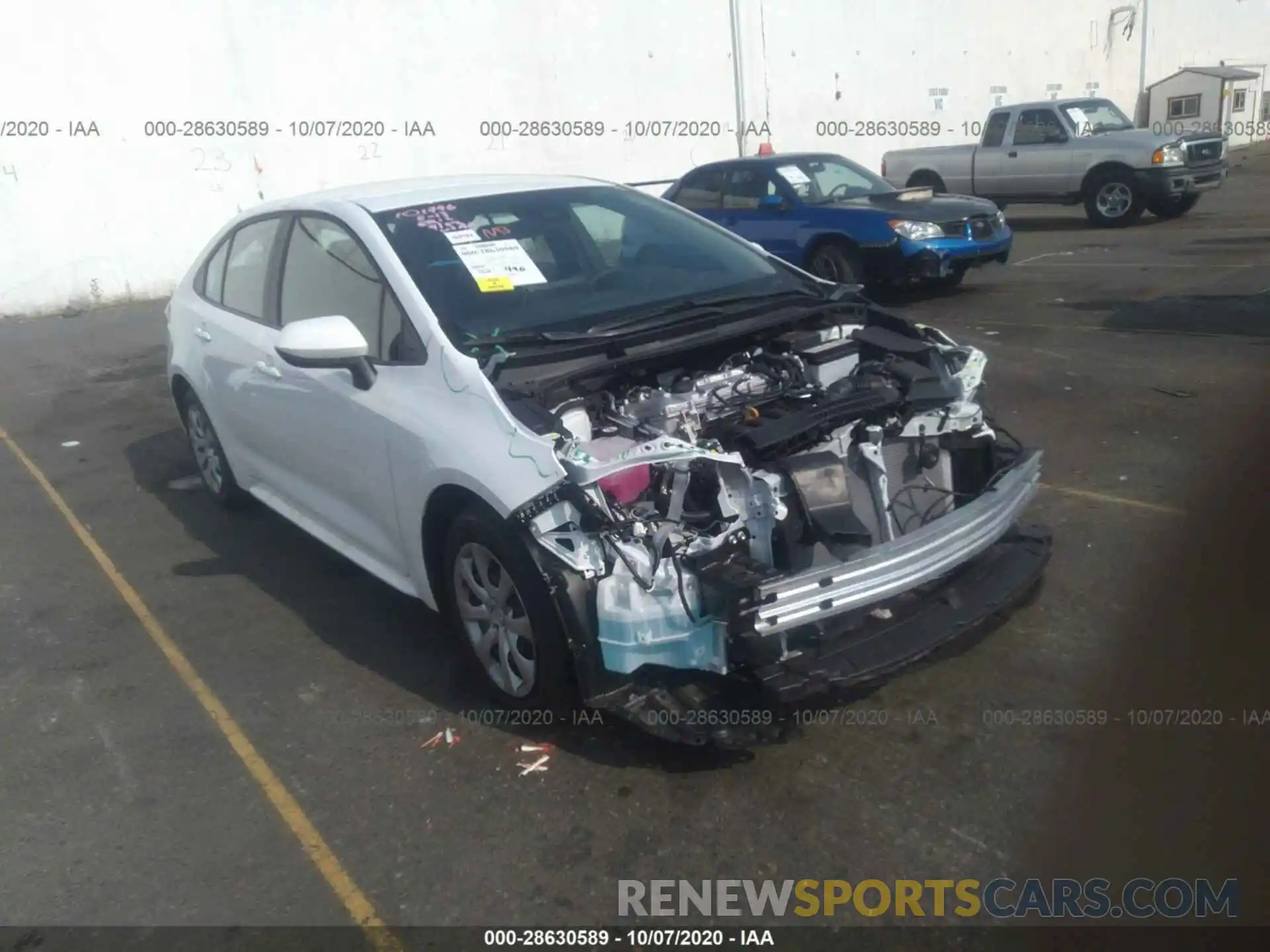 1 Photograph of a damaged car 5YFEPRAE4LP136738 TOYOTA COROLLA 2020