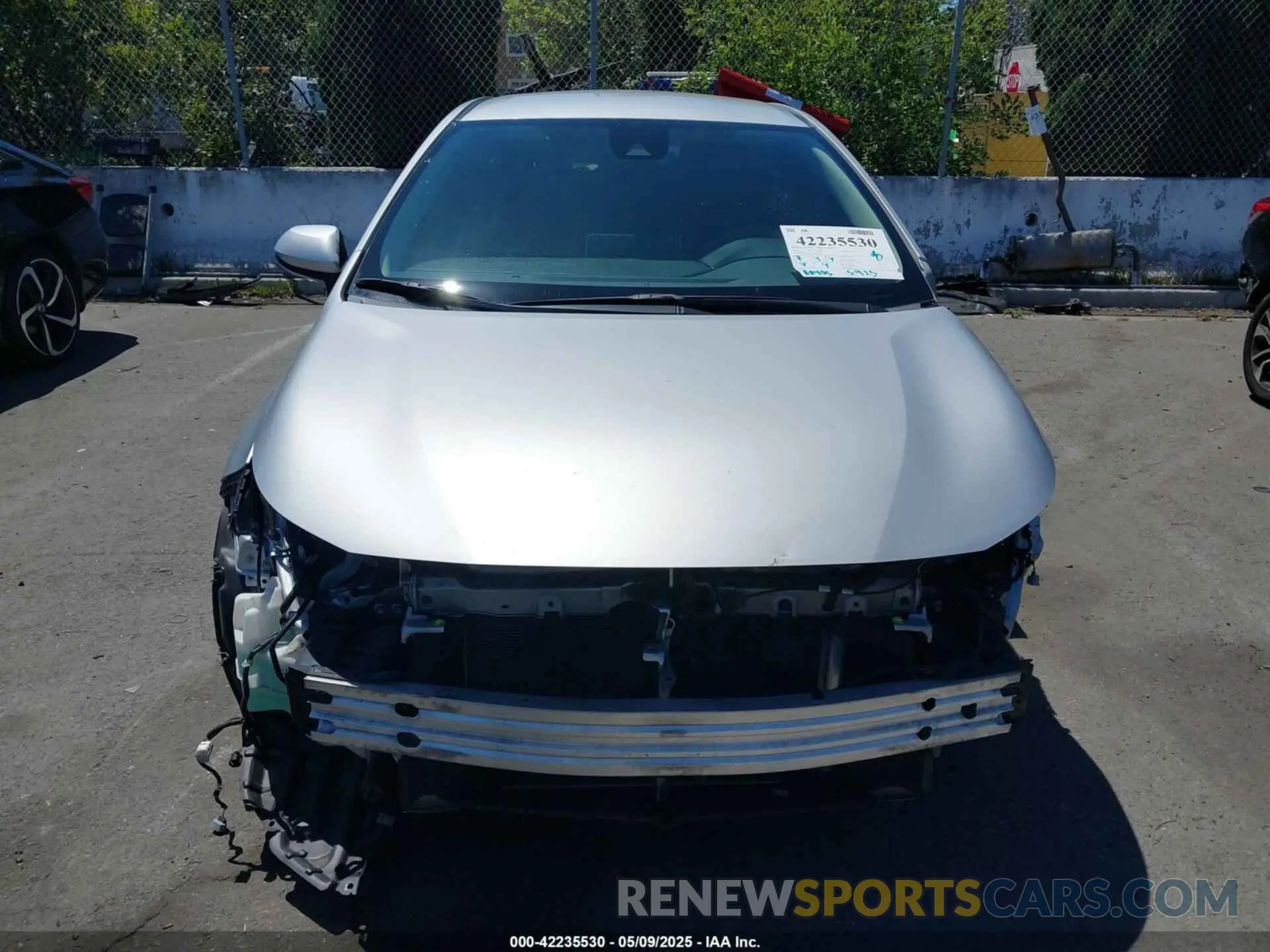 13 Photograph of a damaged car 5YFEPRAE5LP005883 TOYOTA COROLLA 2020