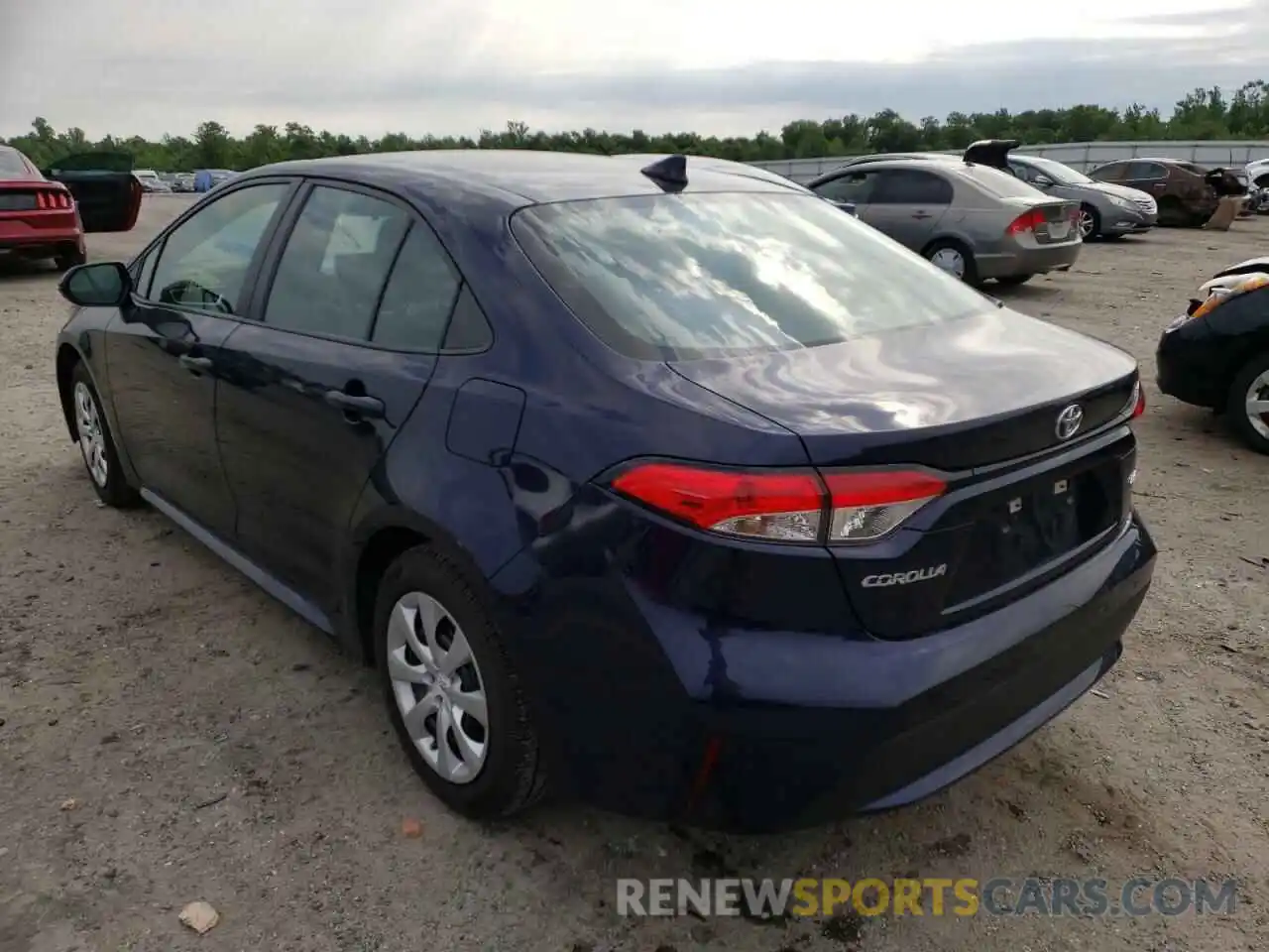 3 Photograph of a damaged car 5YFEPRAE5LP007679 TOYOTA COROLLA 2020