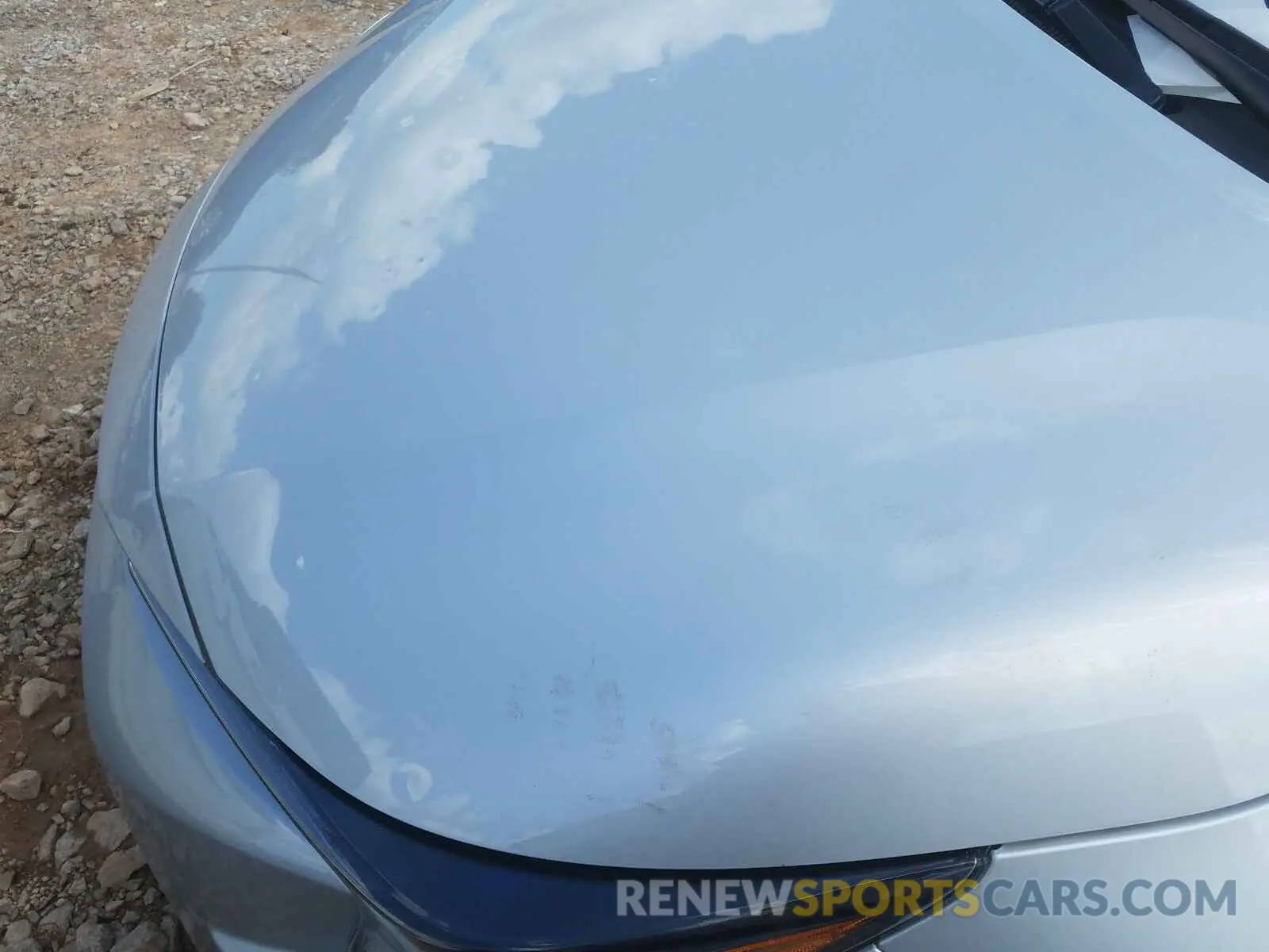 9 Photograph of a damaged car 5YFEPRAE5LP021131 TOYOTA COROLLA 2020