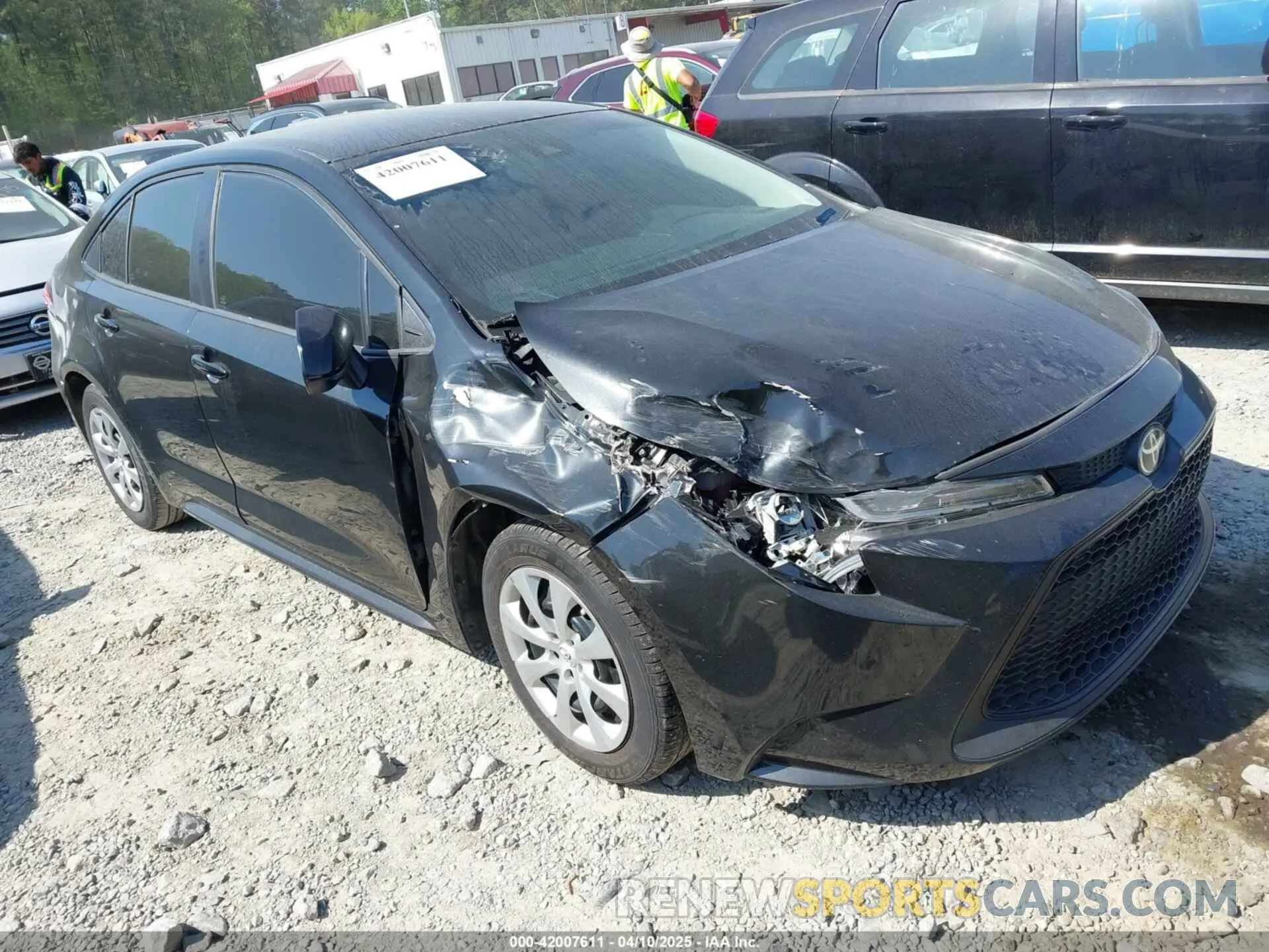 1 Photograph of a damaged car 5YFEPRAE5LP023204 TOYOTA COROLLA 2020