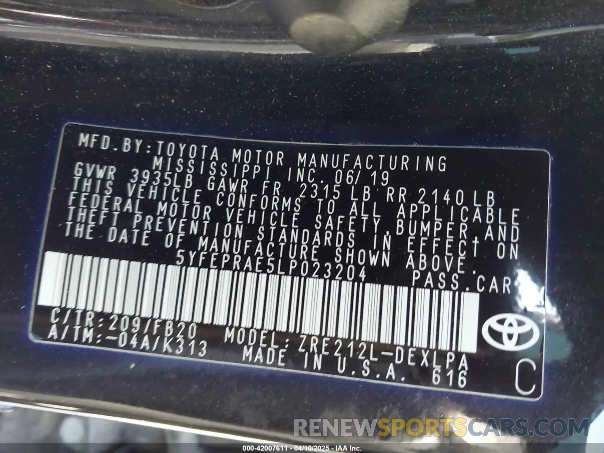 9 Photograph of a damaged car 5YFEPRAE5LP023204 TOYOTA COROLLA 2020