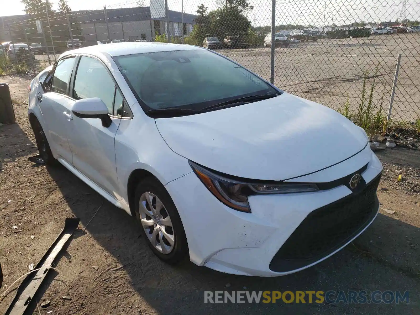 1 Photograph of a damaged car 5YFEPRAE5LP026748 TOYOTA COROLLA 2020