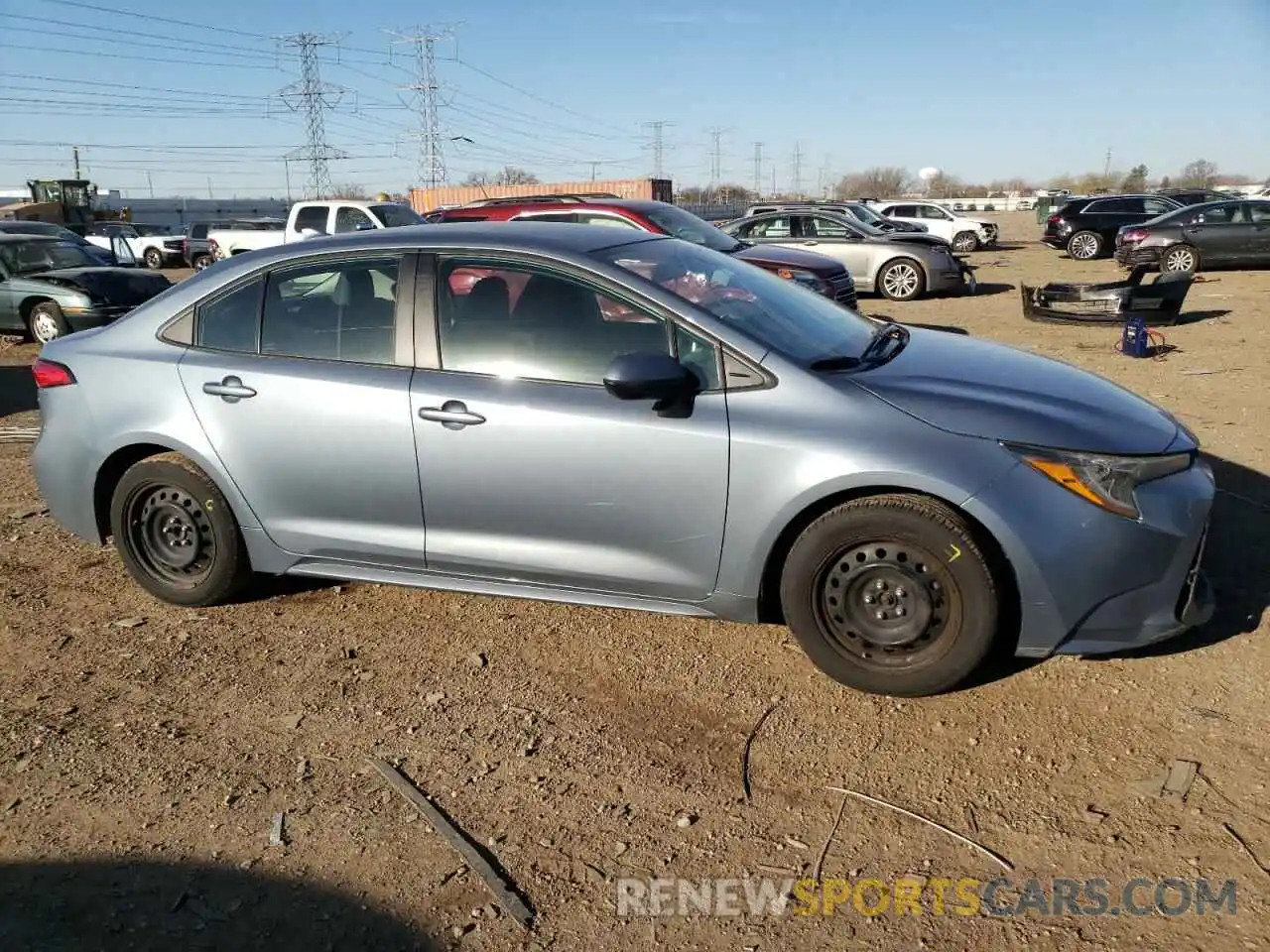 4 Photograph of a damaged car 5YFEPRAE5LP031609 TOYOTA COROLLA 2020