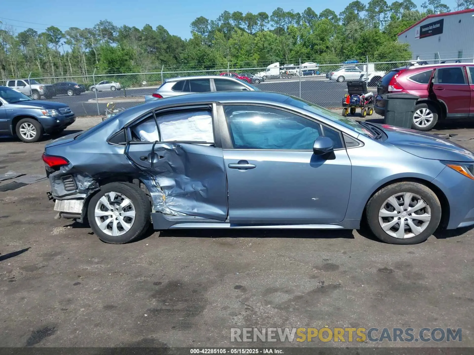 12 Photograph of a damaged car 5YFEPRAE5LP035336 TOYOTA COROLLA 2020