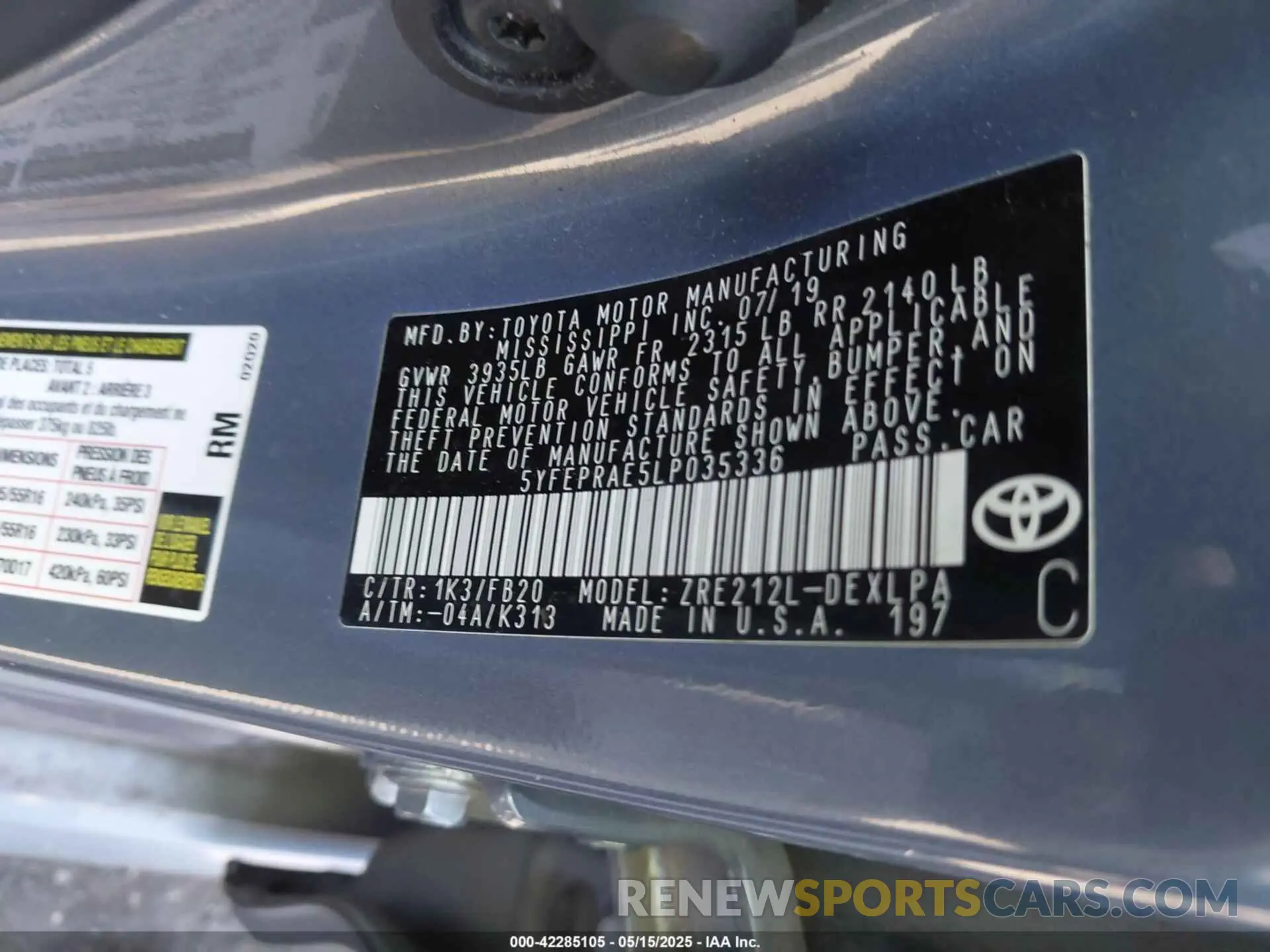 9 Photograph of a damaged car 5YFEPRAE5LP035336 TOYOTA COROLLA 2020
