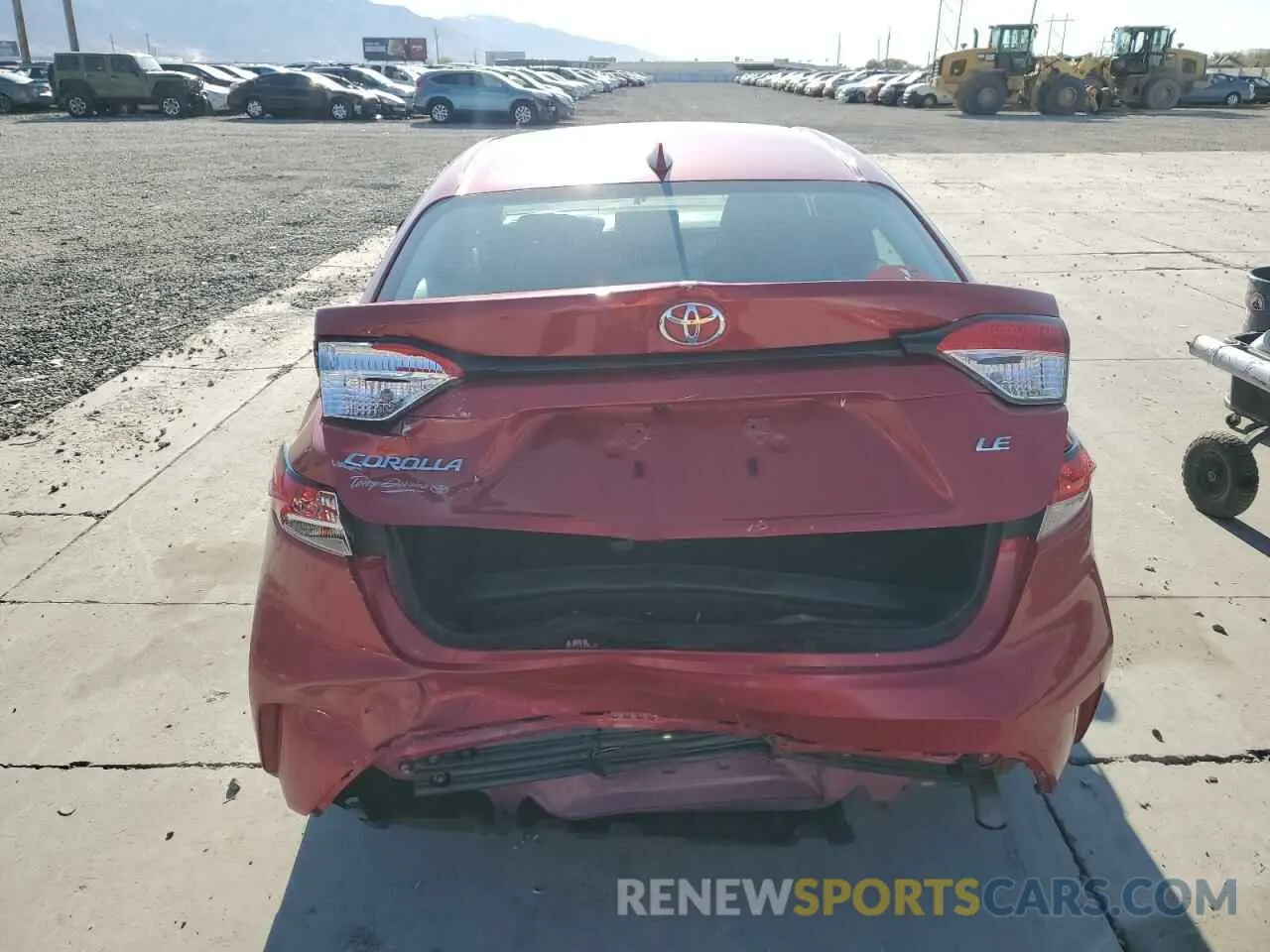 6 Photograph of a damaged car 5YFEPRAE5LP051097 TOYOTA COROLLA 2020