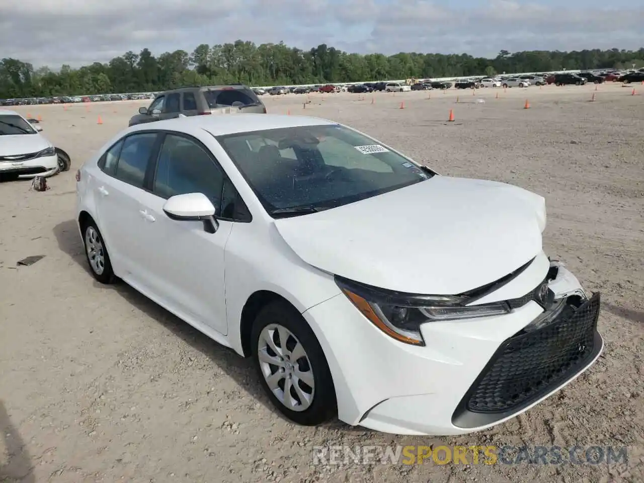 1 Photograph of a damaged car 5YFEPRAE5LP052525 TOYOTA COROLLA 2020