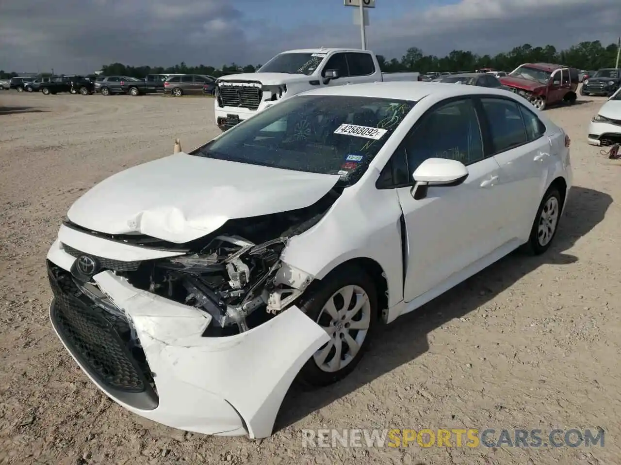 2 Photograph of a damaged car 5YFEPRAE5LP052525 TOYOTA COROLLA 2020