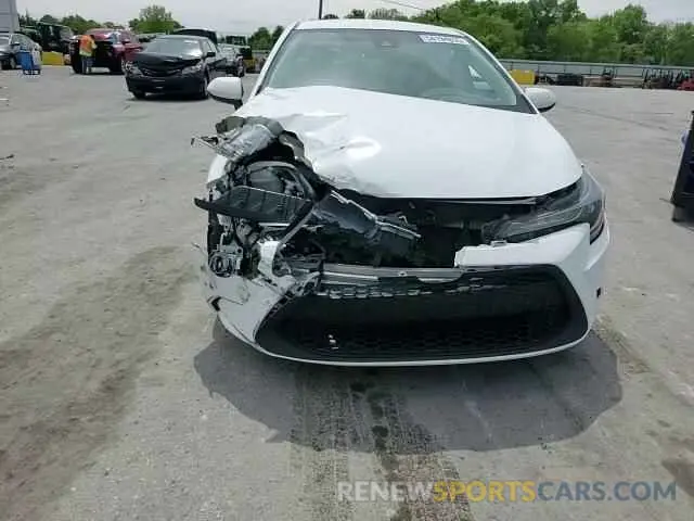13 Photograph of a damaged car 5YFEPRAE5LP053528 TOYOTA COROLLA 2020