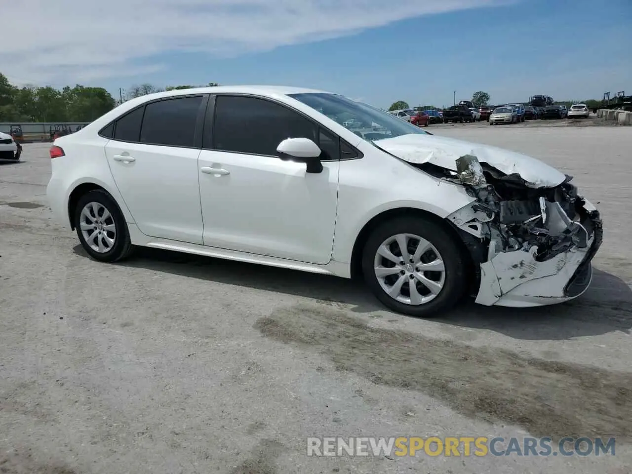 4 Photograph of a damaged car 5YFEPRAE5LP053528 TOYOTA COROLLA 2020