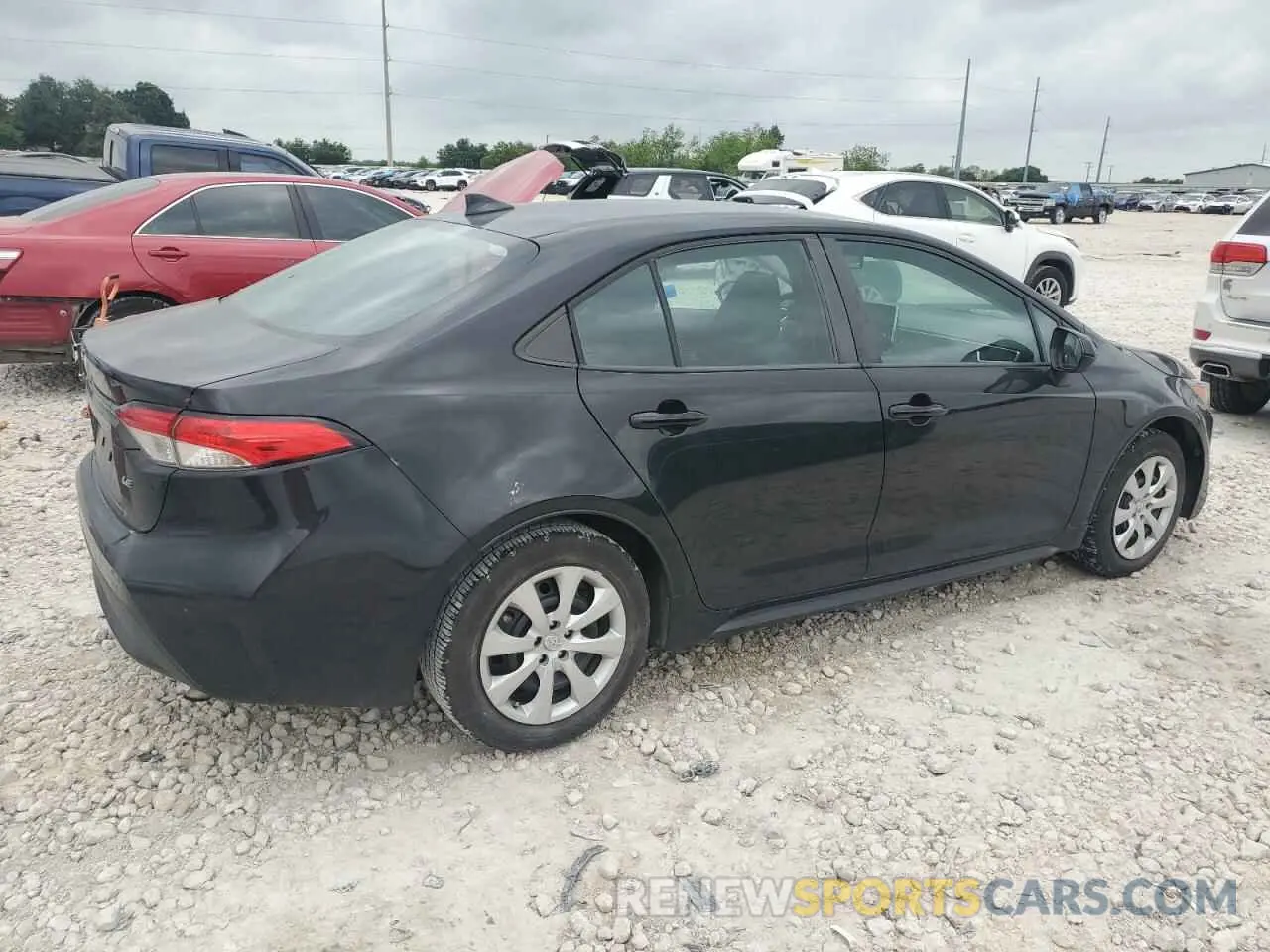 3 Photograph of a damaged car 5YFEPRAE5LP056848 TOYOTA COROLLA 2020