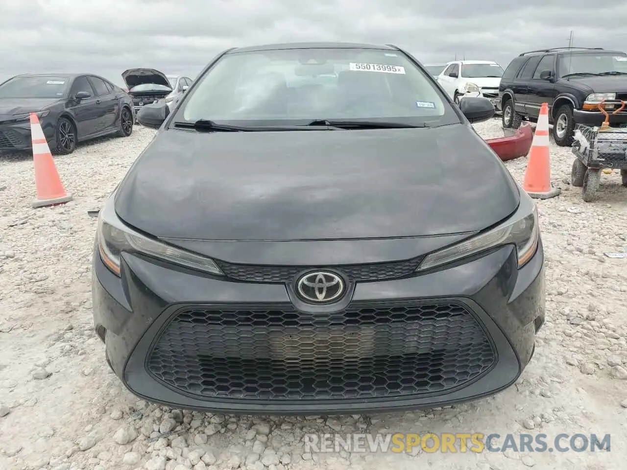 5 Photograph of a damaged car 5YFEPRAE5LP056848 TOYOTA COROLLA 2020