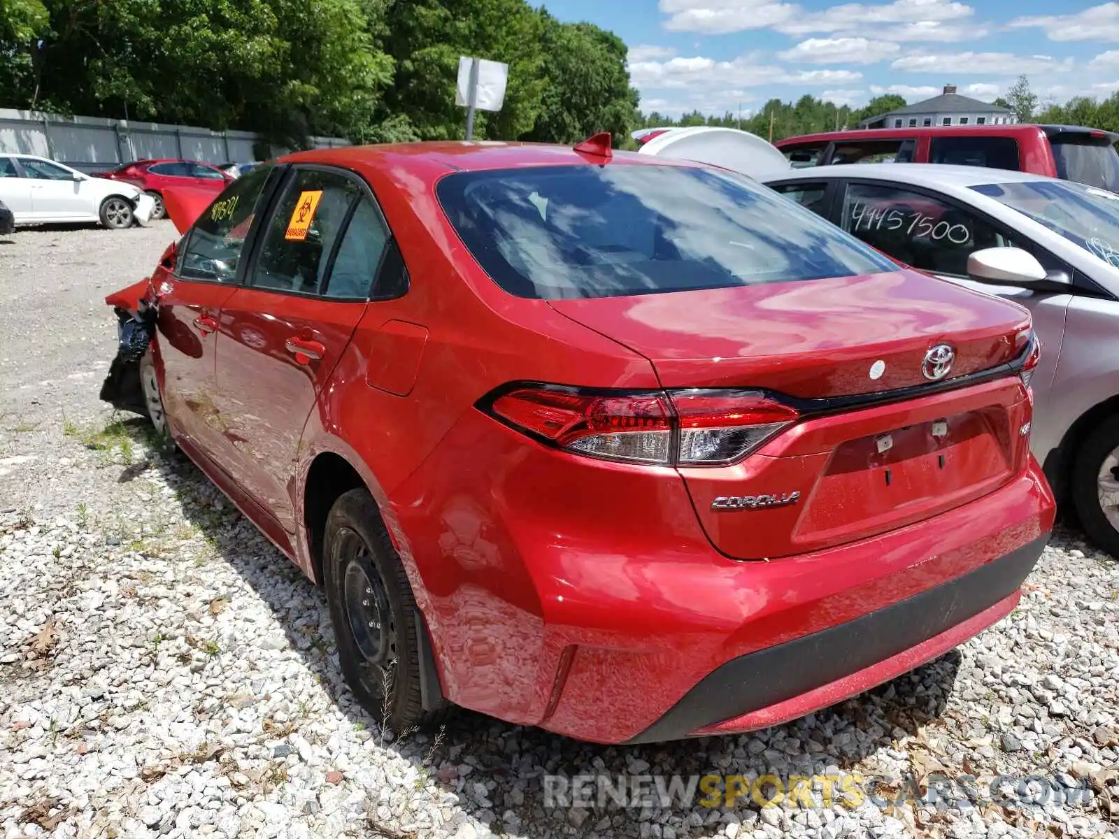 3 Photograph of a damaged car 5YFEPRAE5LP057871 TOYOTA COROLLA 2020