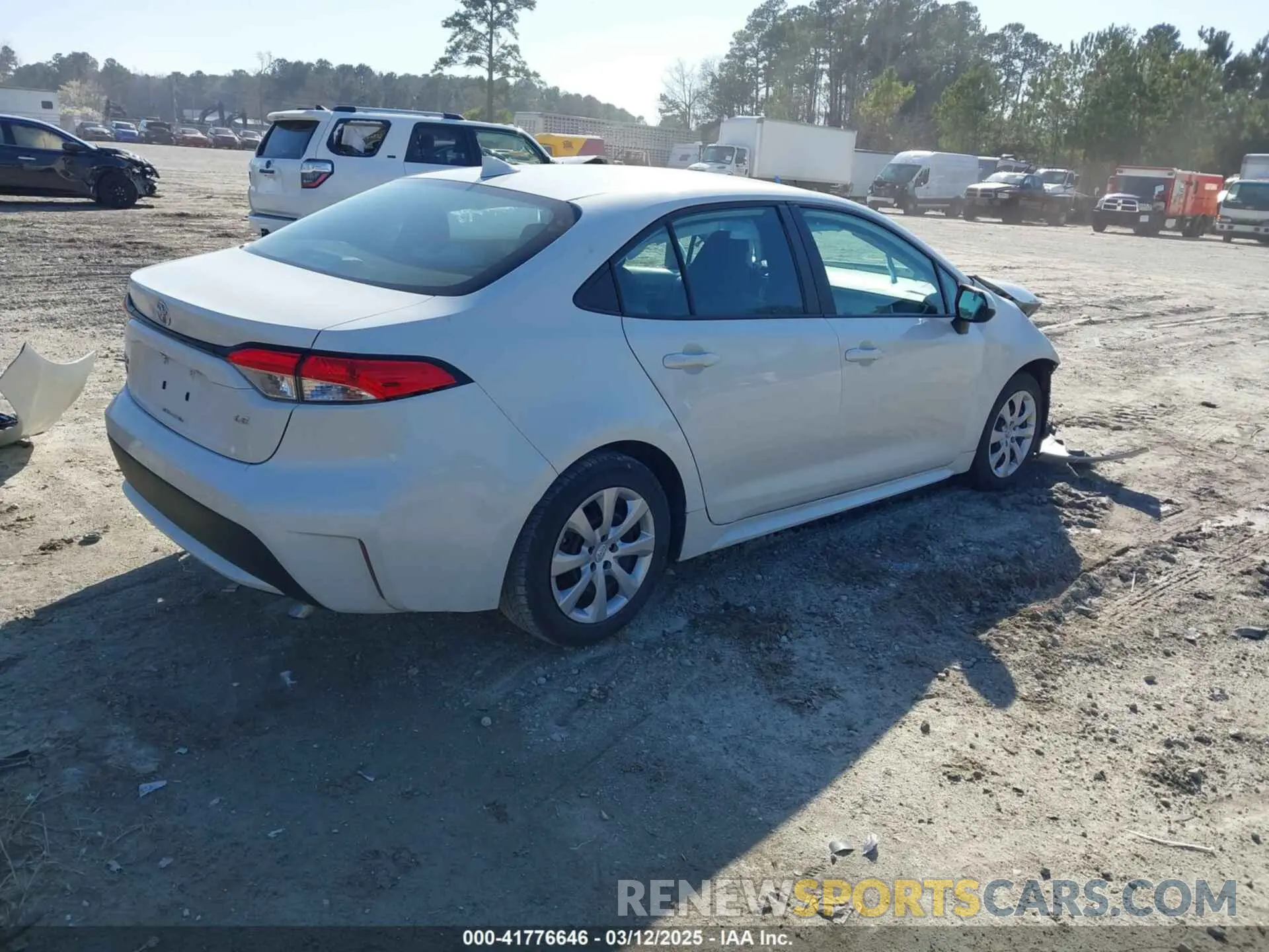 4 Photograph of a damaged car 5YFEPRAE5LP058809 TOYOTA COROLLA 2020