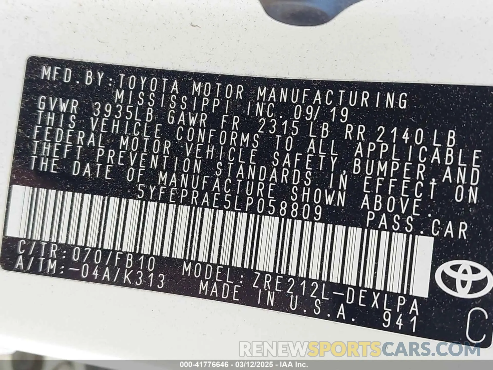 9 Photograph of a damaged car 5YFEPRAE5LP058809 TOYOTA COROLLA 2020
