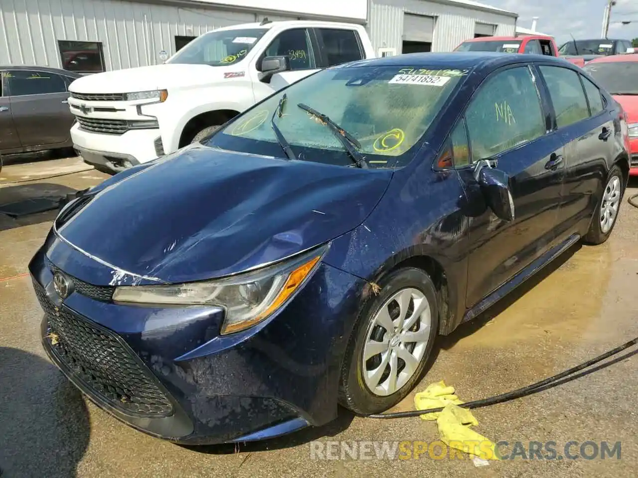 2 Photograph of a damaged car 5YFEPRAE5LP060513 TOYOTA COROLLA 2020