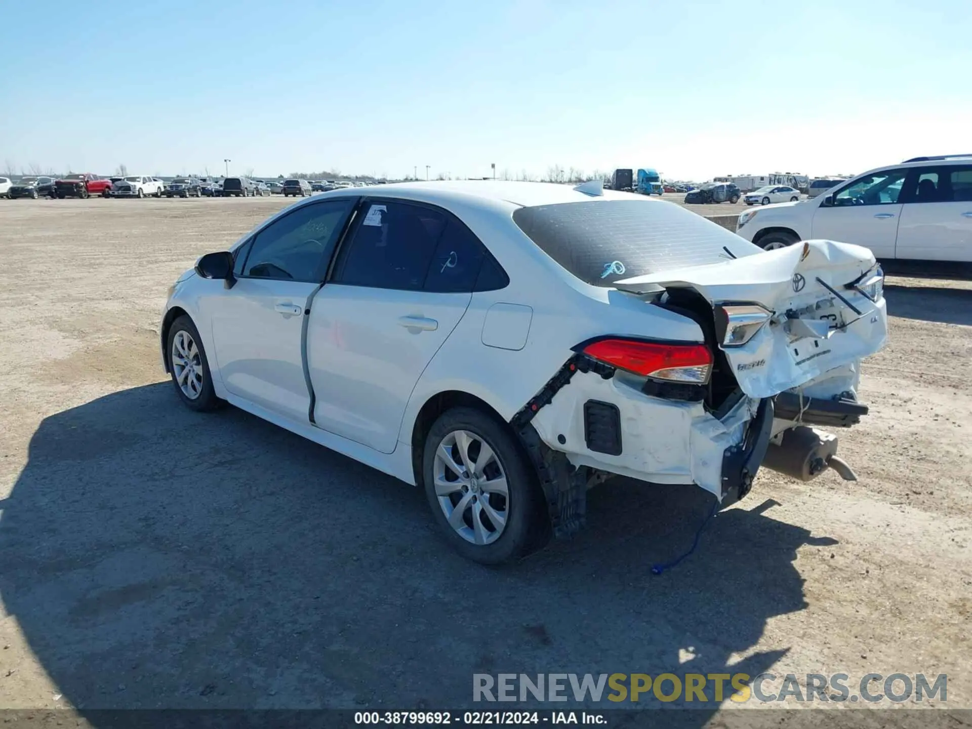 3 Photograph of a damaged car 5YFEPRAE5LP068059 TOYOTA COROLLA 2020