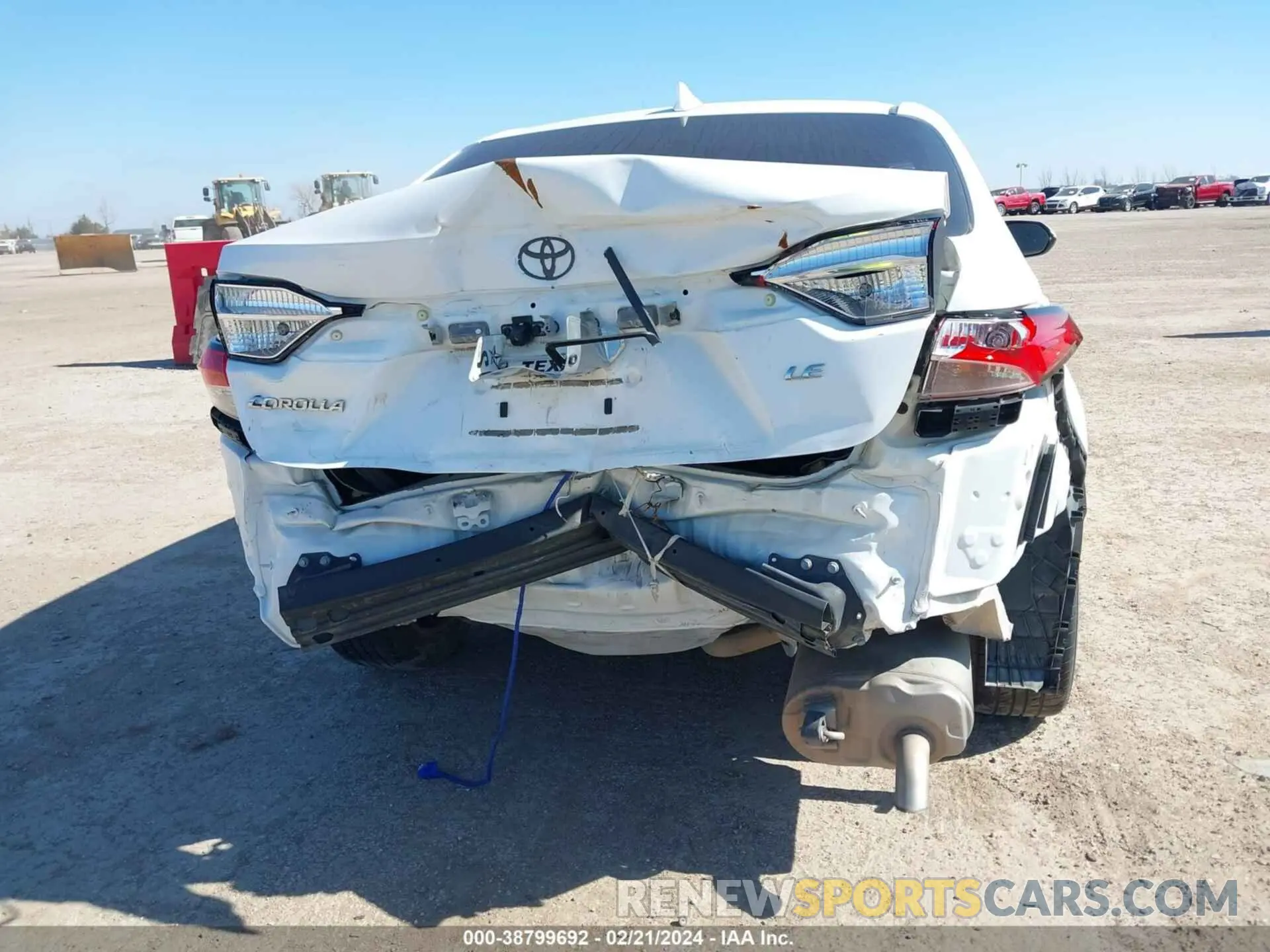 6 Photograph of a damaged car 5YFEPRAE5LP068059 TOYOTA COROLLA 2020