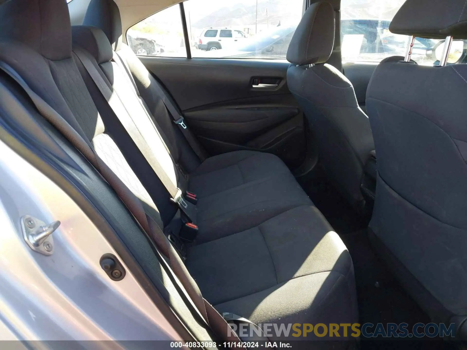 8 Photograph of a damaged car 5YFEPRAE5LP069714 TOYOTA COROLLA 2020